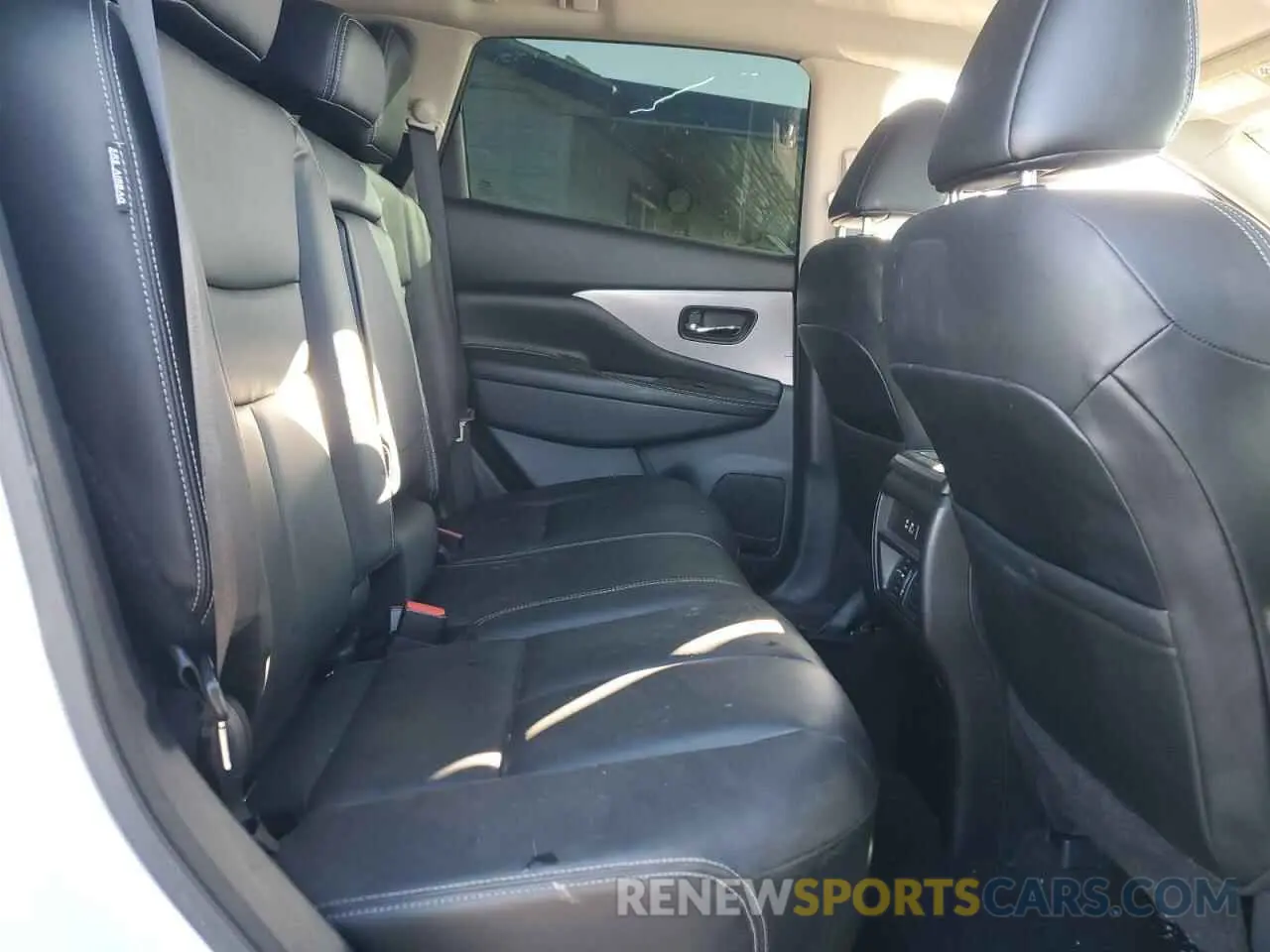 11 Photograph of a damaged car 5N1AZ2BS0NC128292 NISSAN MURANO 2022