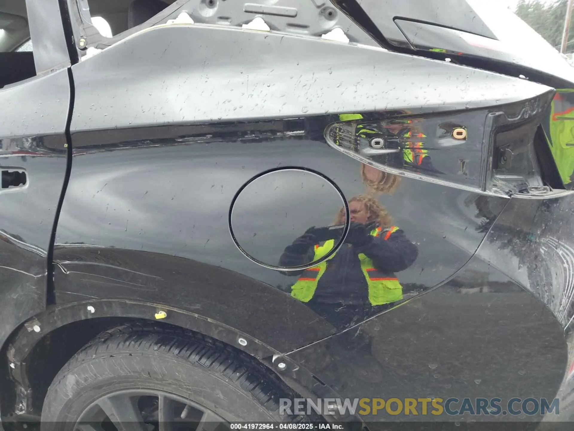 19 Photograph of a damaged car 5N1AZ2BS5NC128742 NISSAN MURANO 2022