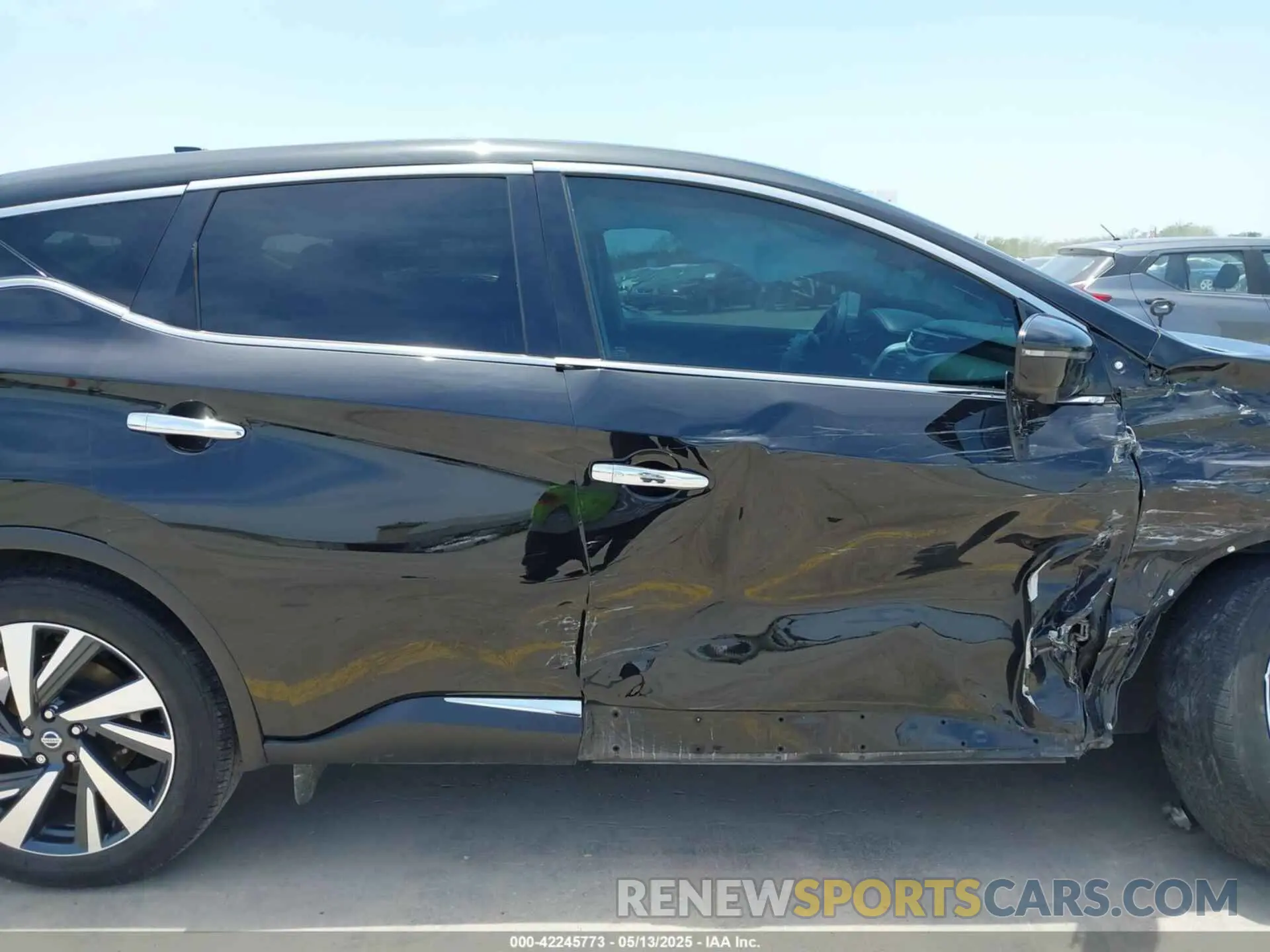 12 Photograph of a damaged car 5N1AZ2CJ4NC116622 NISSAN MURANO 2022