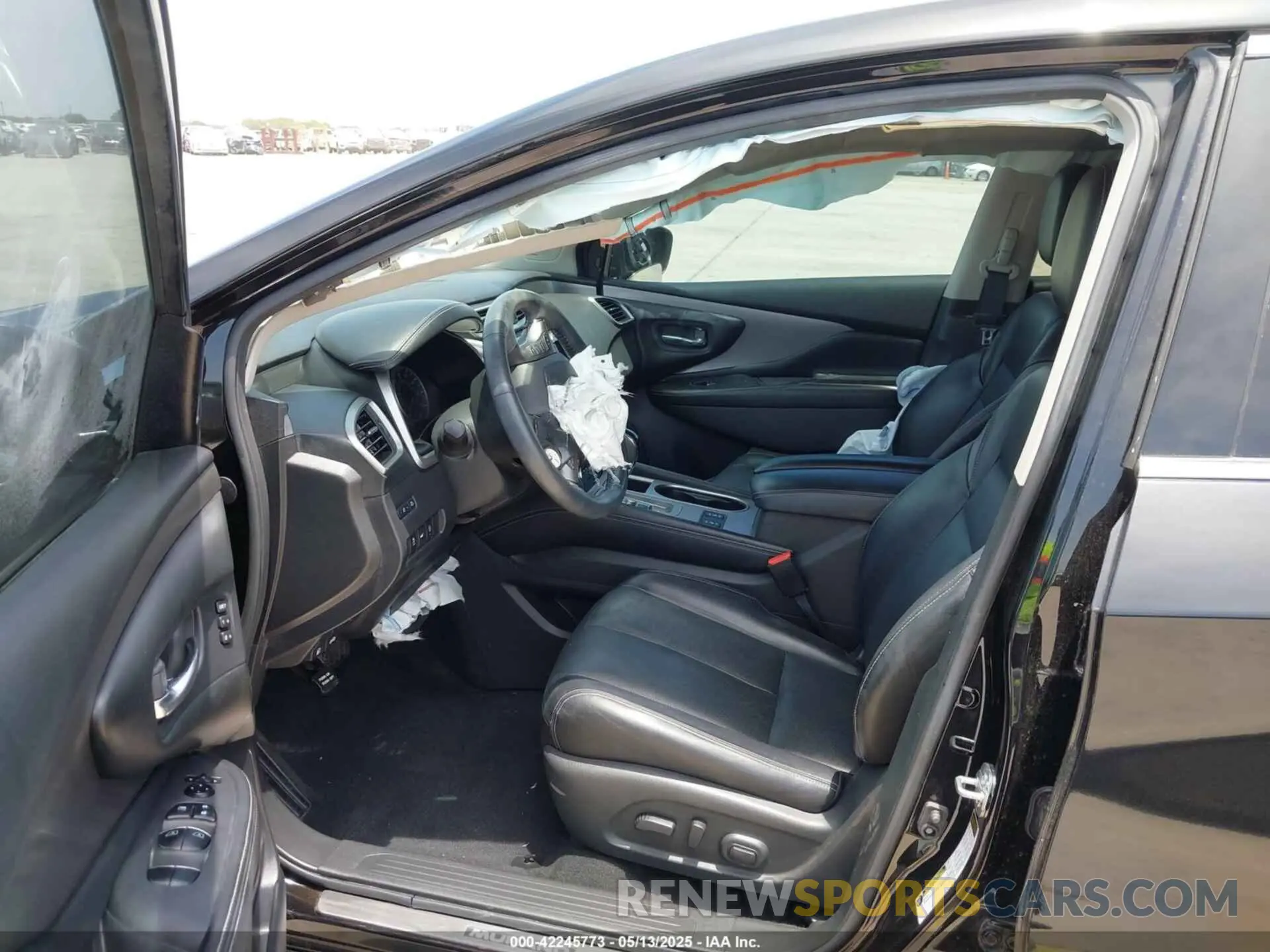5 Photograph of a damaged car 5N1AZ2CJ4NC116622 NISSAN MURANO 2022