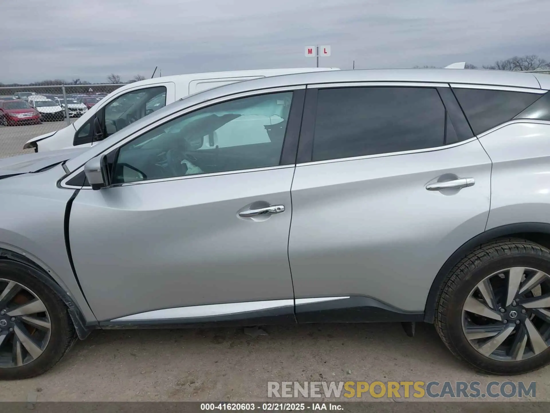 13 Photograph of a damaged car 5N1AZ2CJXNC108573 NISSAN MURANO 2022