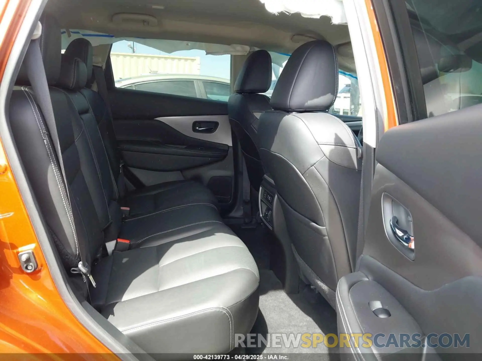 8 Photograph of a damaged car 5N1AZ2CJXNC110534 NISSAN MURANO 2022