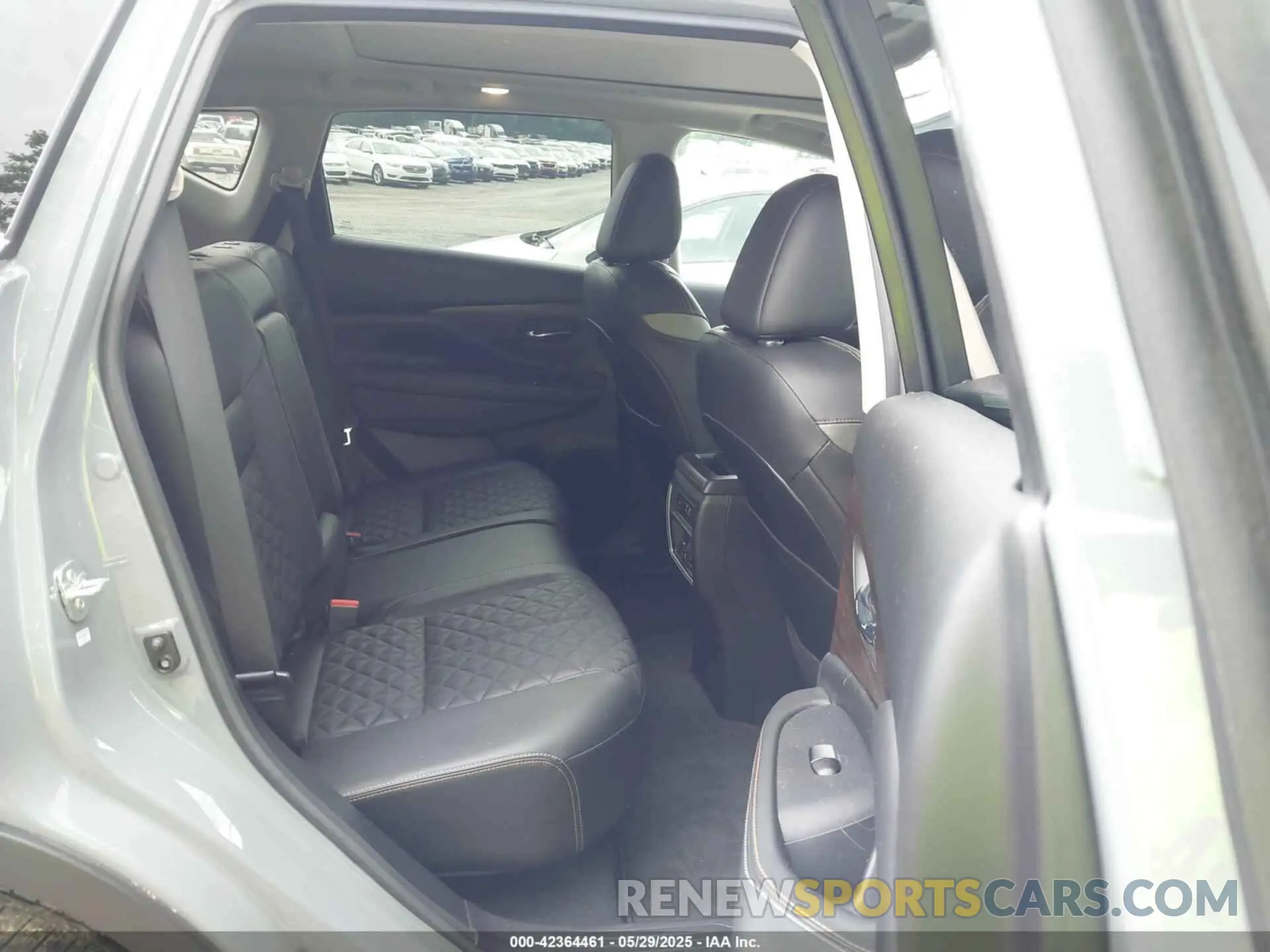 8 Photograph of a damaged car 5N1AZ2DS2NC125679 NISSAN MURANO 2022