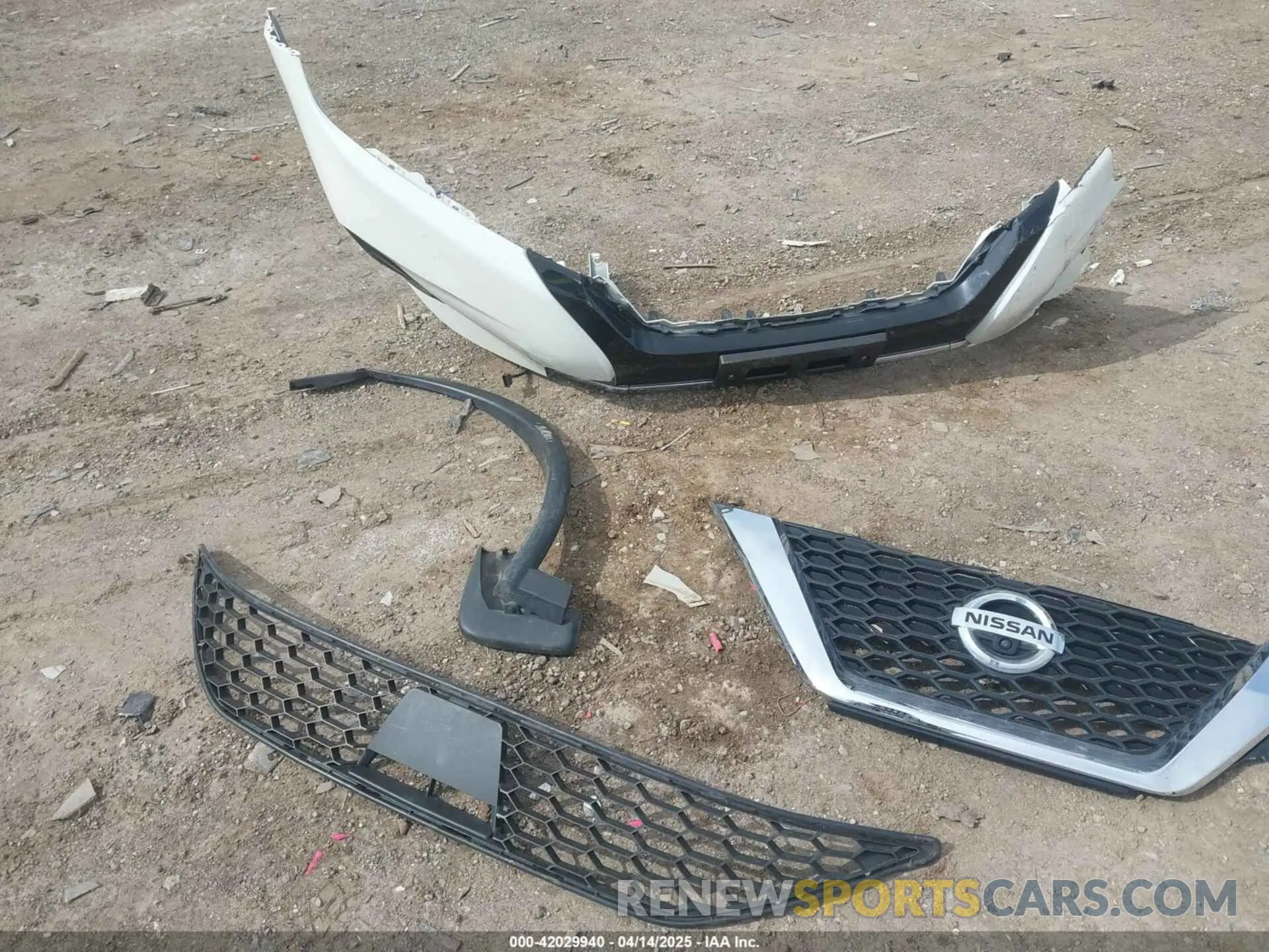 11 Photograph of a damaged car 5N1AZ2DSXNC112047 NISSAN MURANO 2022