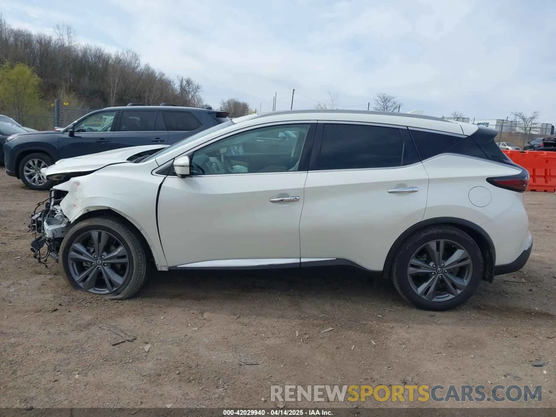 14 Photograph of a damaged car 5N1AZ2DSXNC112047 NISSAN MURANO 2022