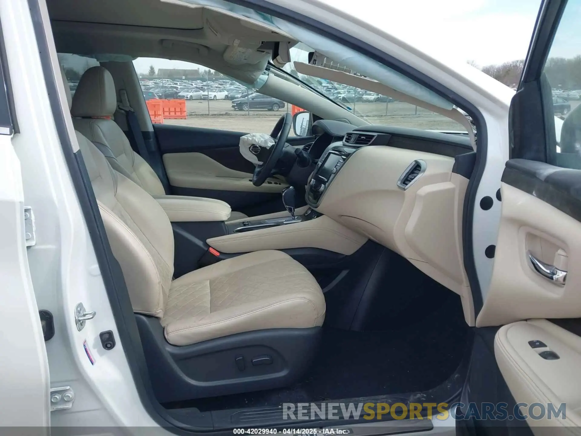 5 Photograph of a damaged car 5N1AZ2DSXNC112047 NISSAN MURANO 2022