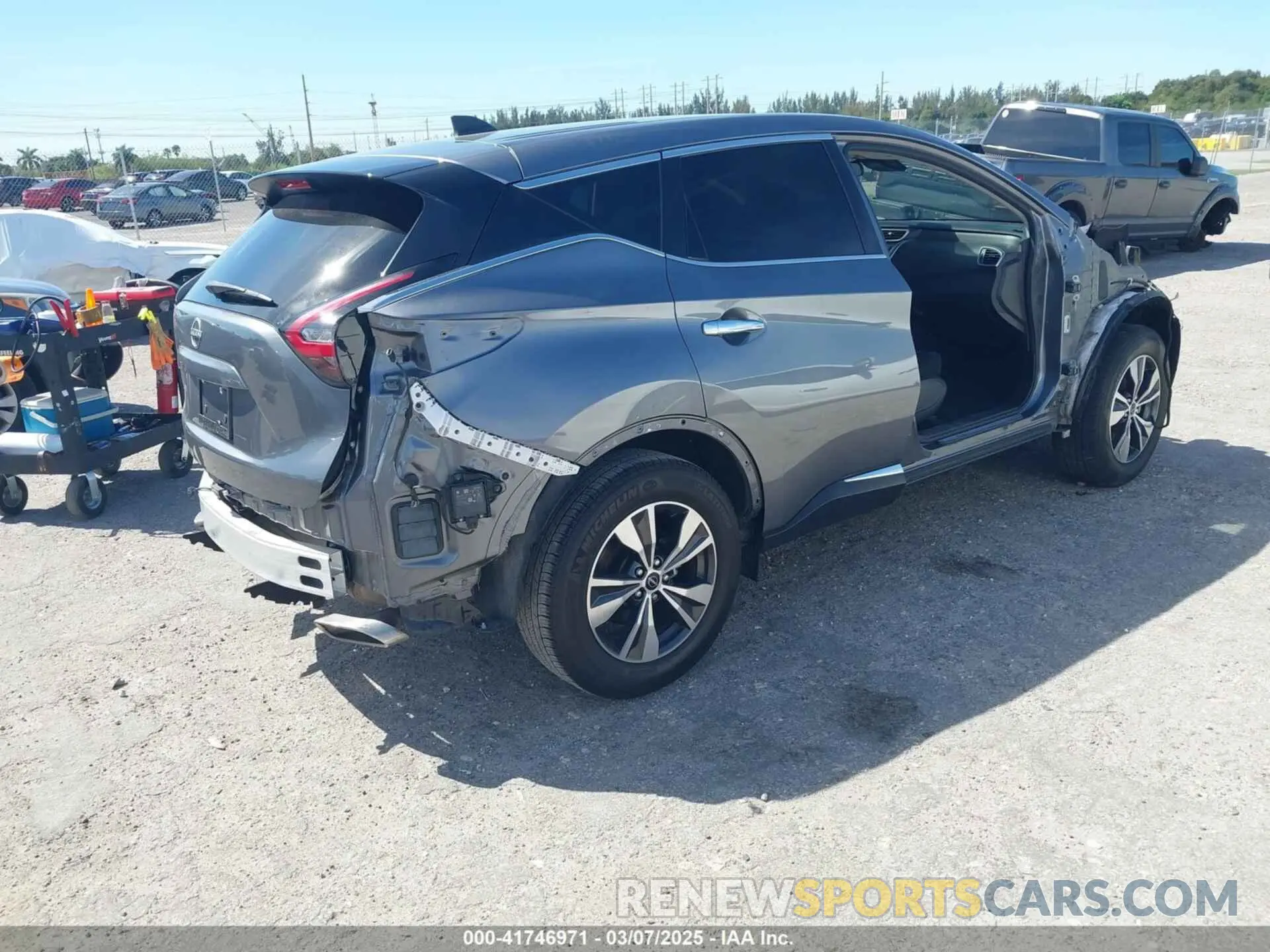 4 Photograph of a damaged car 5N1AZ2AJ3PC137693 NISSAN MURANO 2023