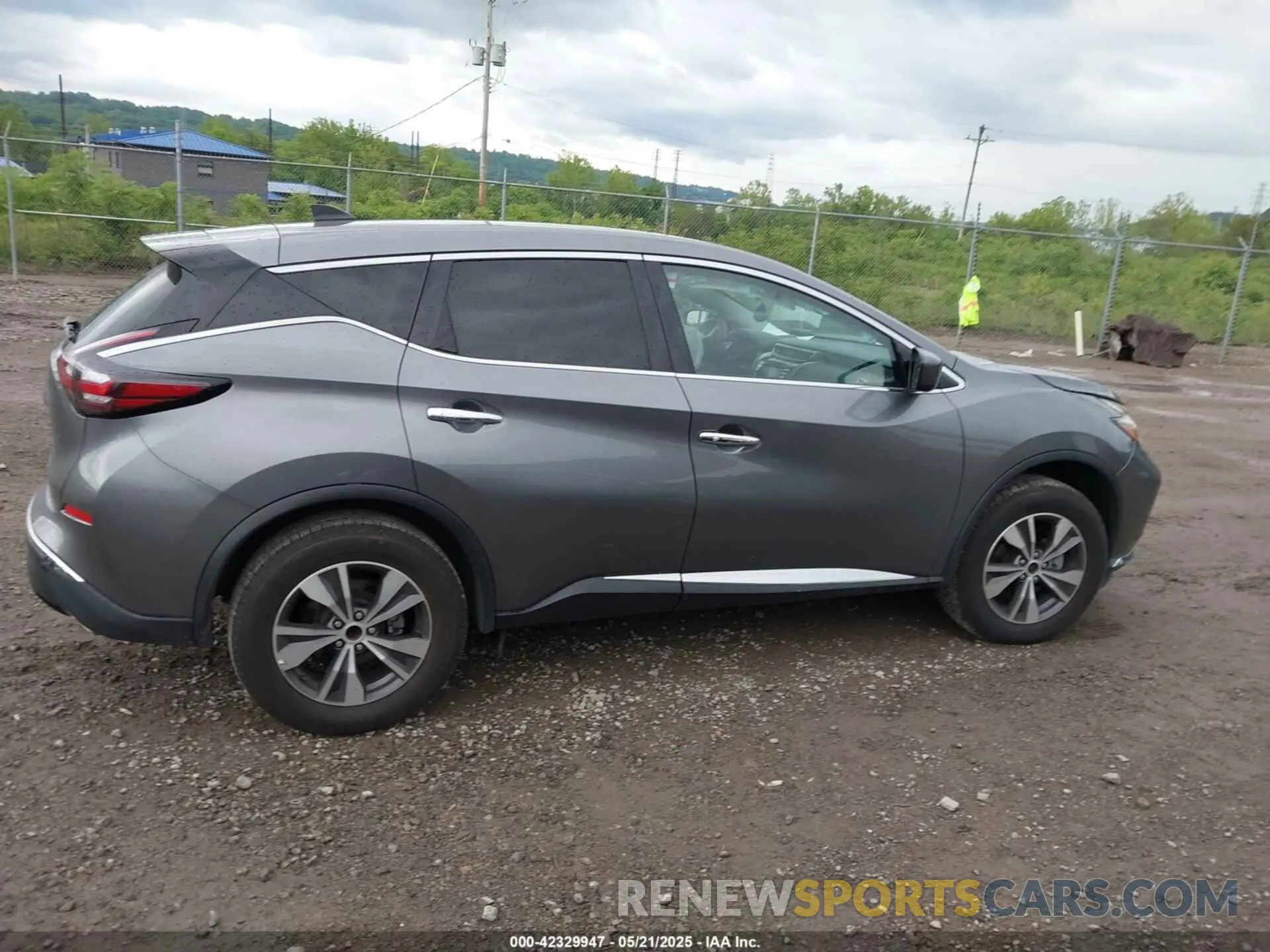 13 Photograph of a damaged car 5N1AZ2AJ7PC115700 NISSAN MURANO 2023