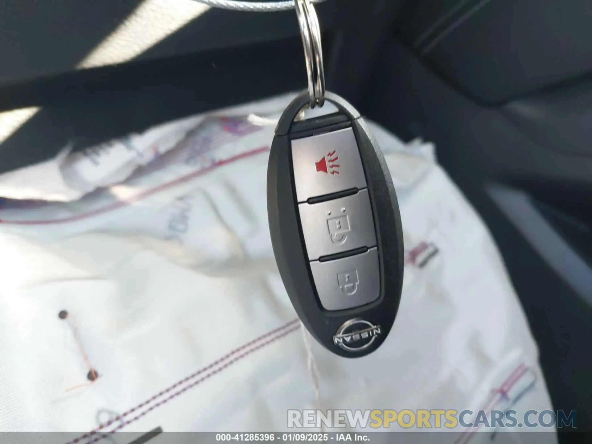 11 Photograph of a damaged car 5N1AZ2AJ8PC110960 NISSAN MURANO 2023