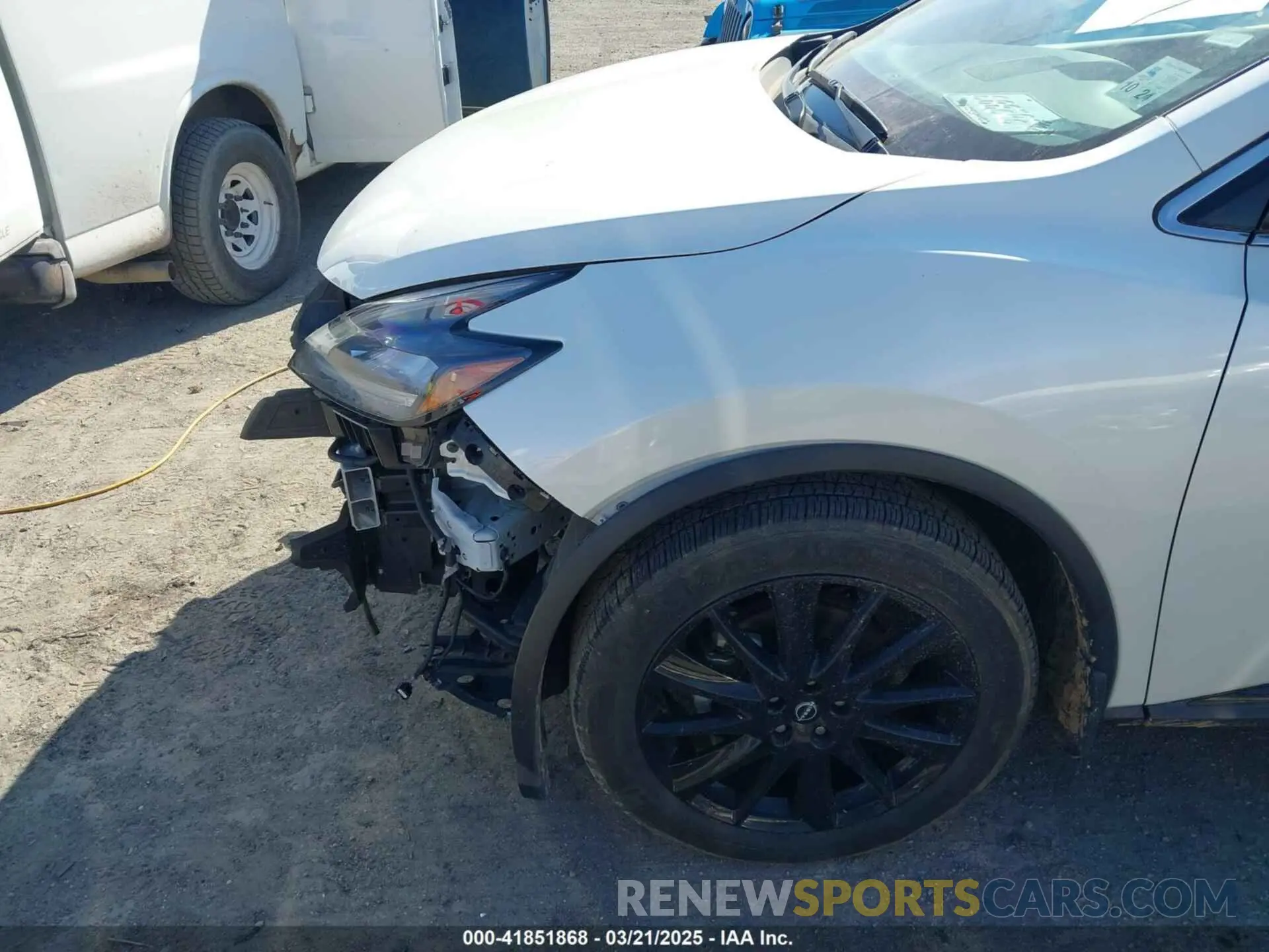 18 Photograph of a damaged car 5N1AZ2BJXPC105841 NISSAN MURANO 2023