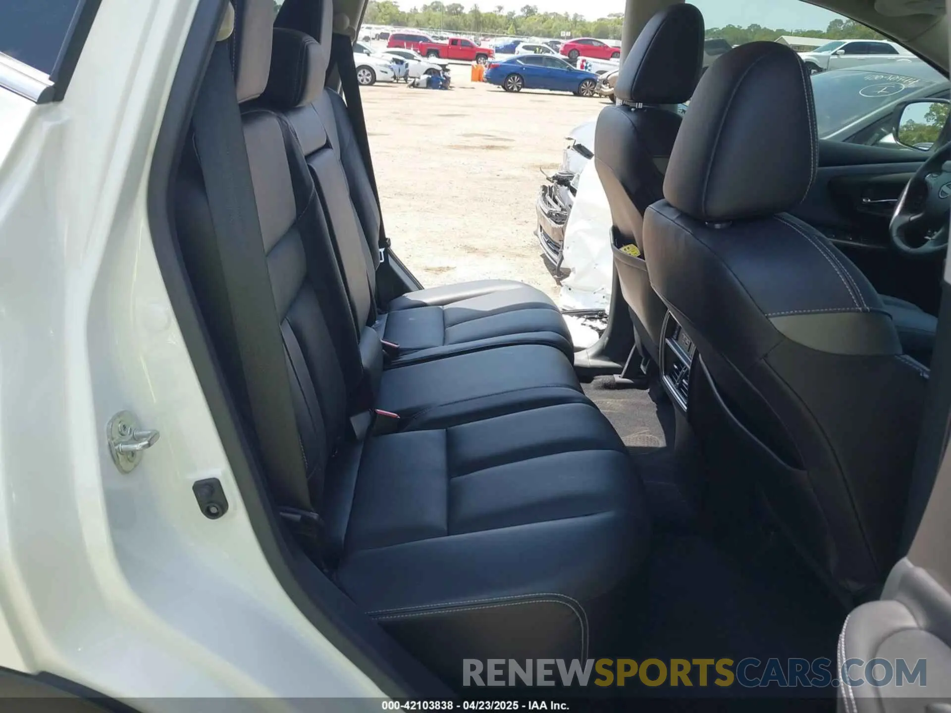 8 Photograph of a damaged car 5N1AZ2CJ0PC125739 NISSAN MURANO 2023