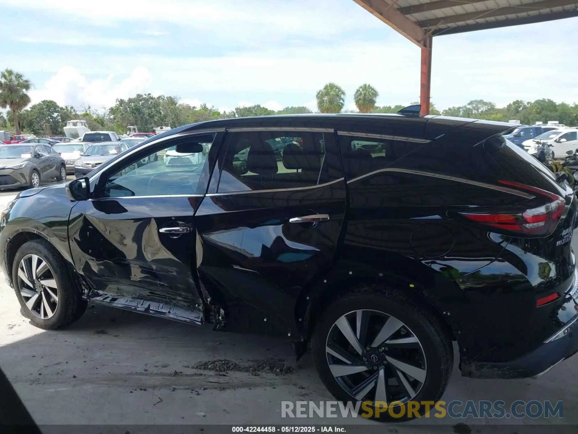 14 Photograph of a damaged car 5N1AZ2CJ2PC142607 NISSAN MURANO 2023