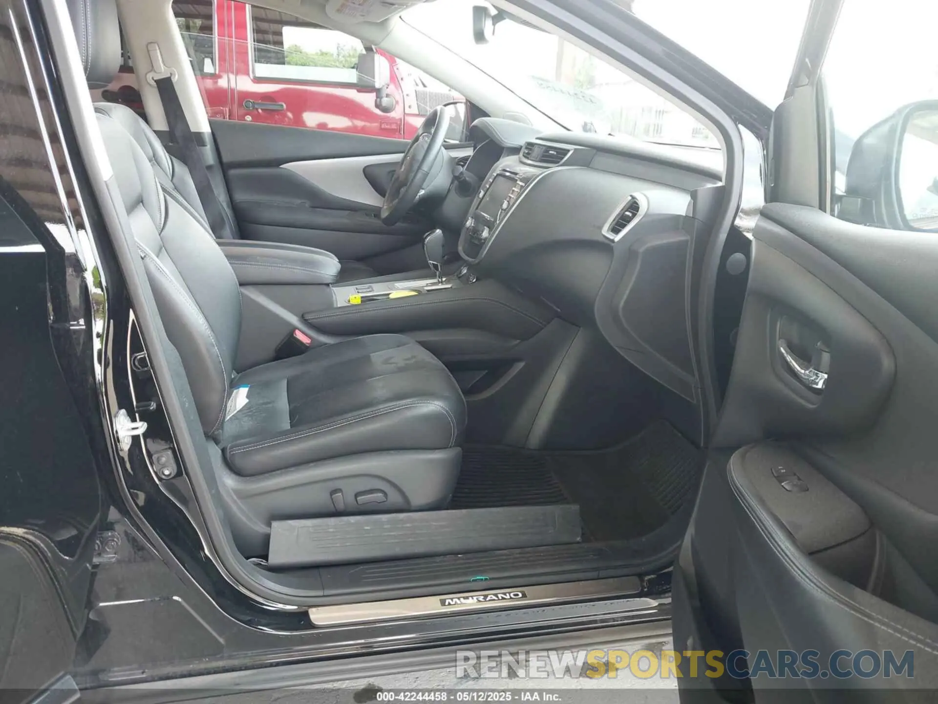 5 Photograph of a damaged car 5N1AZ2CJ2PC142607 NISSAN MURANO 2023