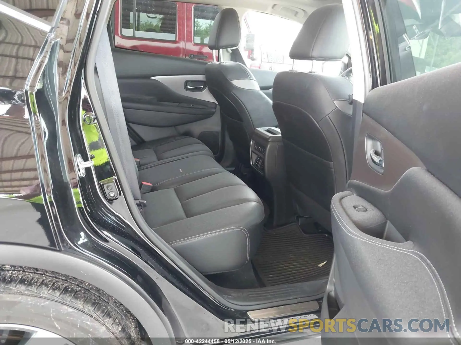 8 Photograph of a damaged car 5N1AZ2CJ2PC142607 NISSAN MURANO 2023