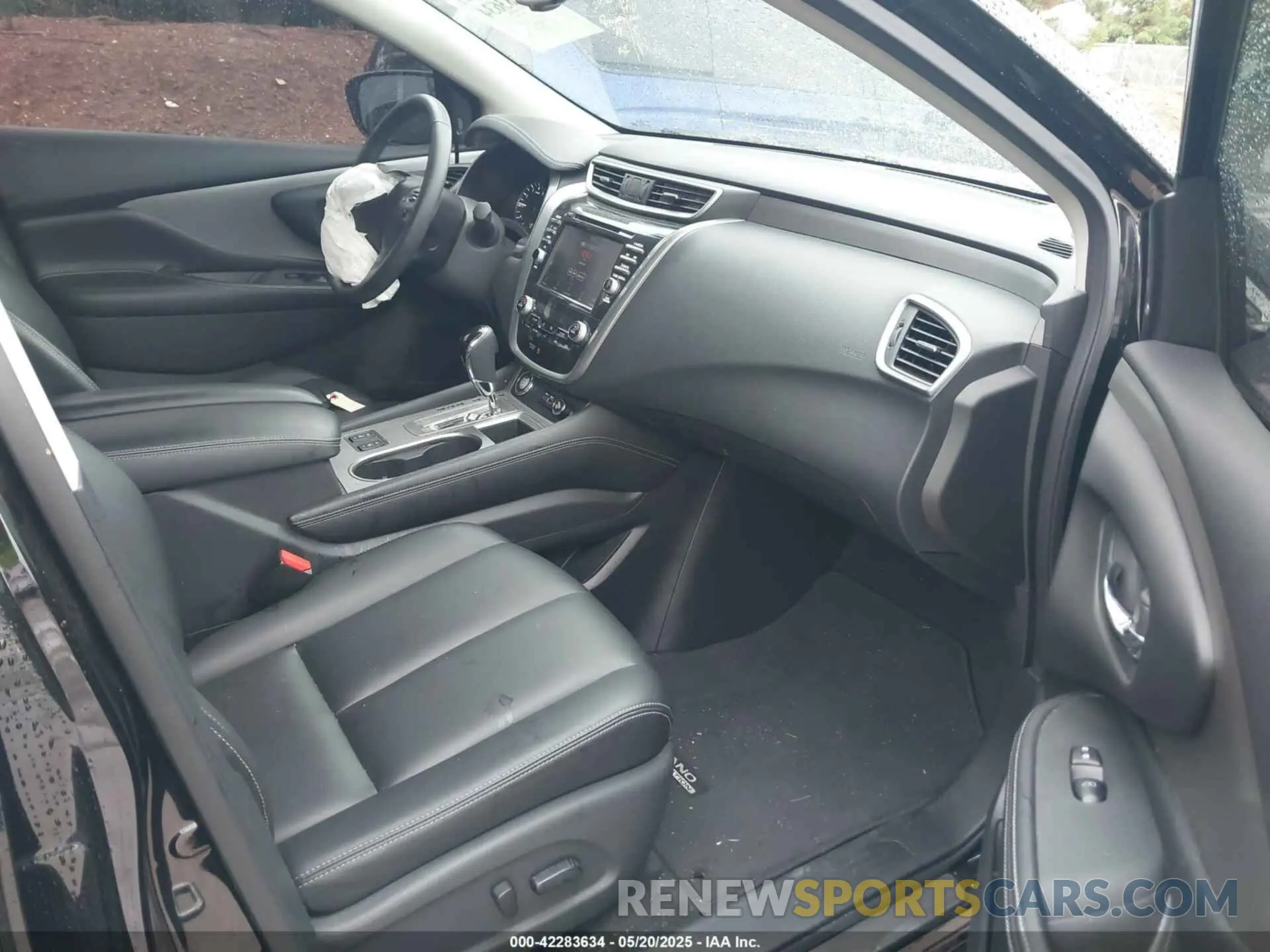 5 Photograph of a damaged car 5N1AZ2BJ0RC105222 NISSAN MURANO 2024