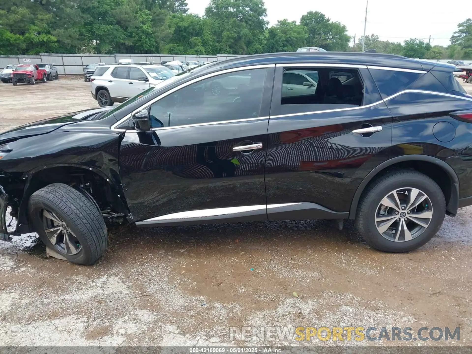 14 Photograph of a damaged car 5N1AZ2BJ2RC104685 NISSAN MURANO 2024