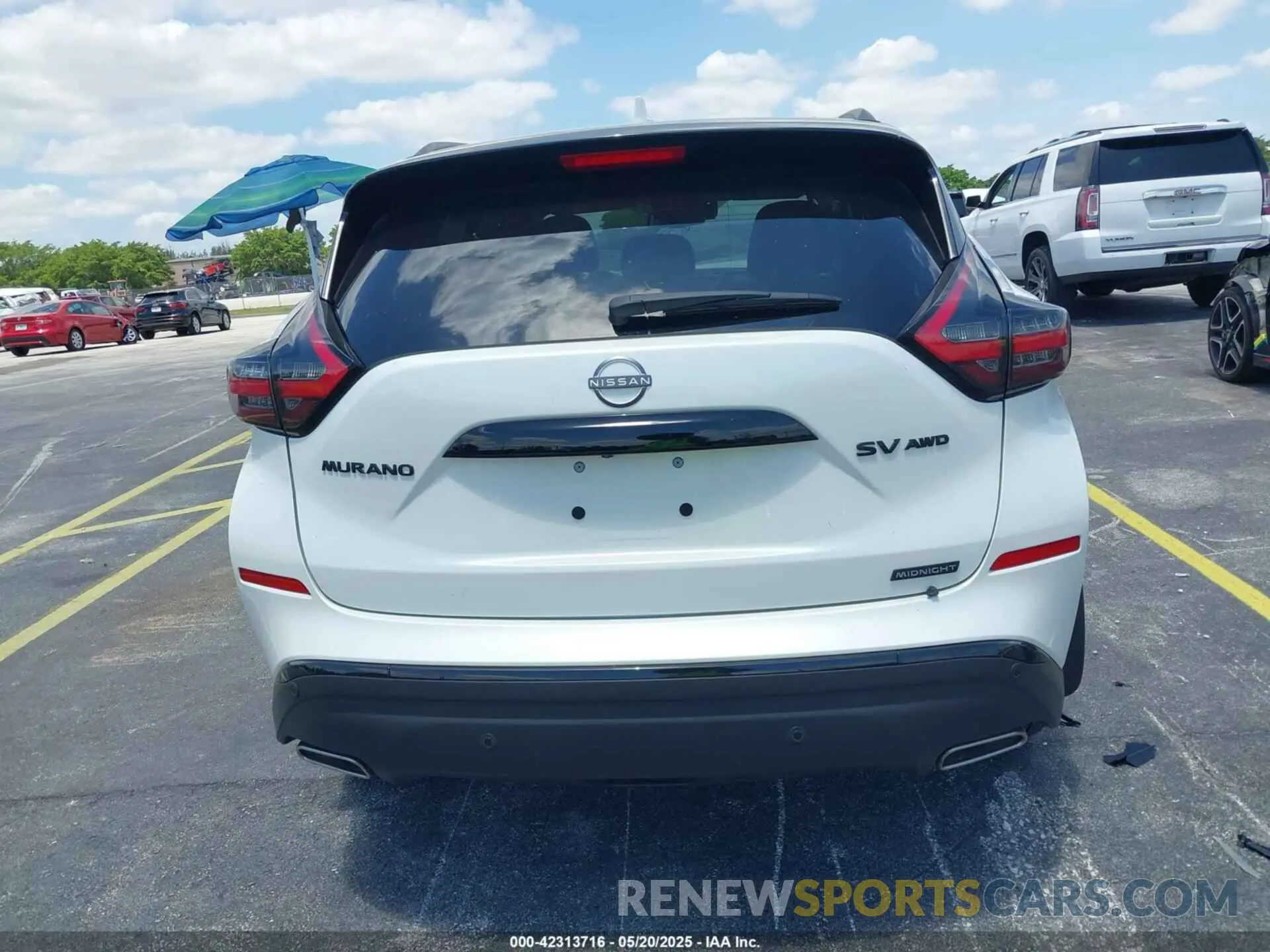 15 Photograph of a damaged car 5N1AZ2BS5RC111297 NISSAN MURANO 2024