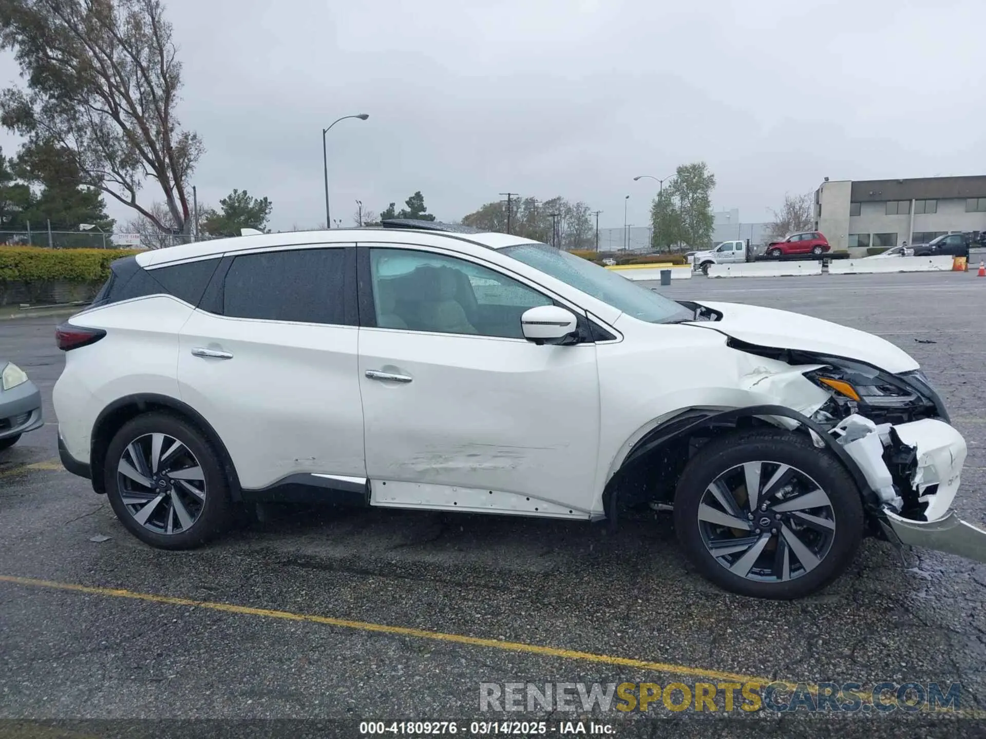 13 Photograph of a damaged car 5N1AZ2CJ1RC125963 NISSAN MURANO 2024