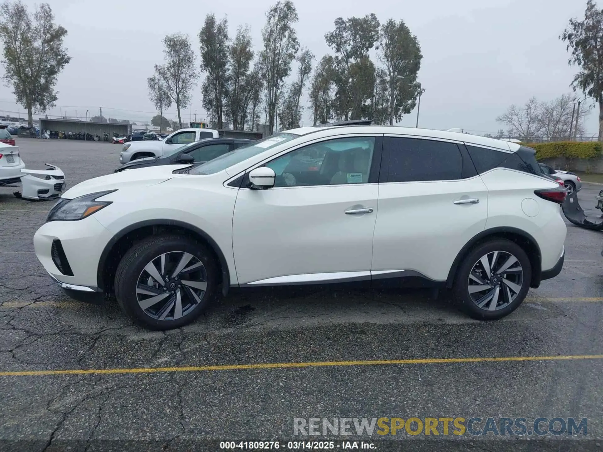 14 Photograph of a damaged car 5N1AZ2CJ1RC125963 NISSAN MURANO 2024