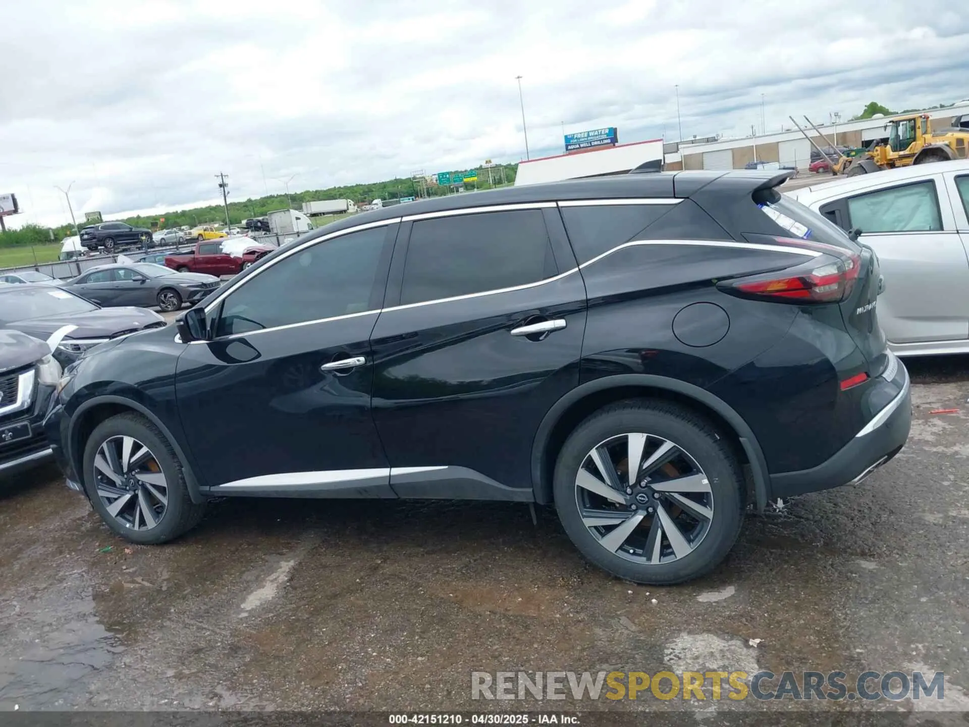 14 Photograph of a damaged car 5N1AZ2CJ7RC124011 NISSAN MURANO 2024