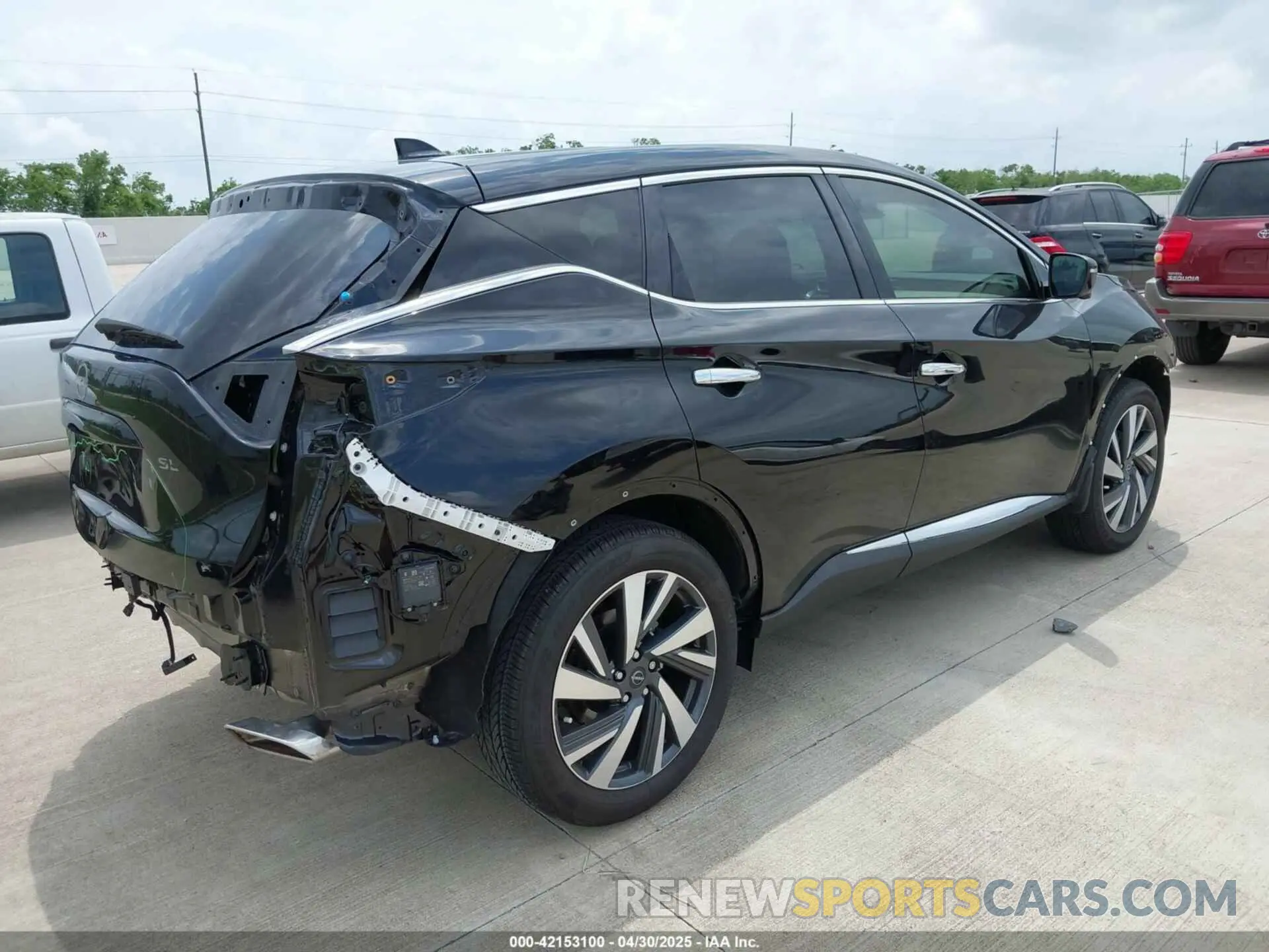 4 Photograph of a damaged car 5N1AZ2CJ7RC126678 NISSAN MURANO 2024