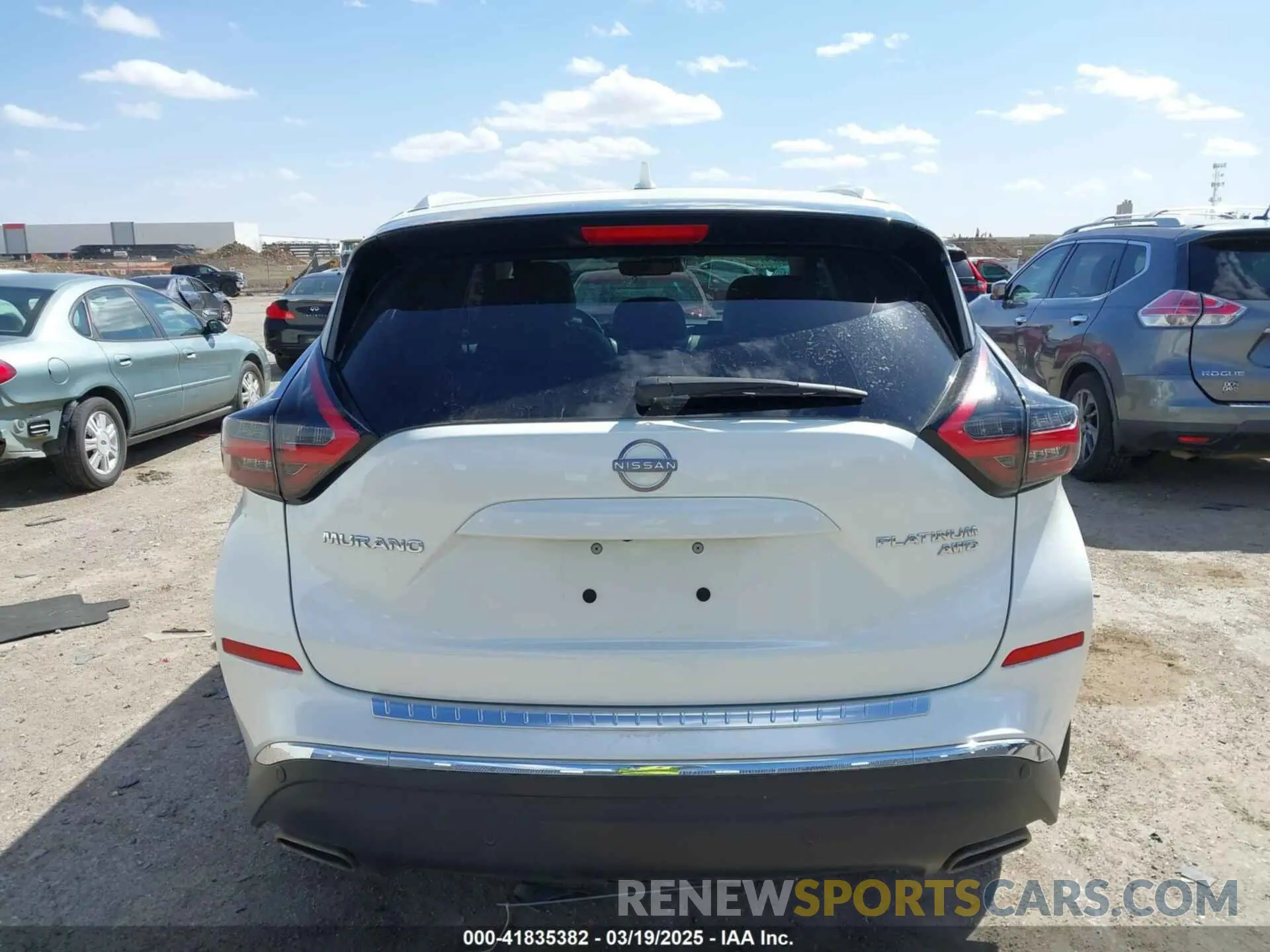 16 Photograph of a damaged car 5N1AZ2DS5RC108736 NISSAN MURANO 2024