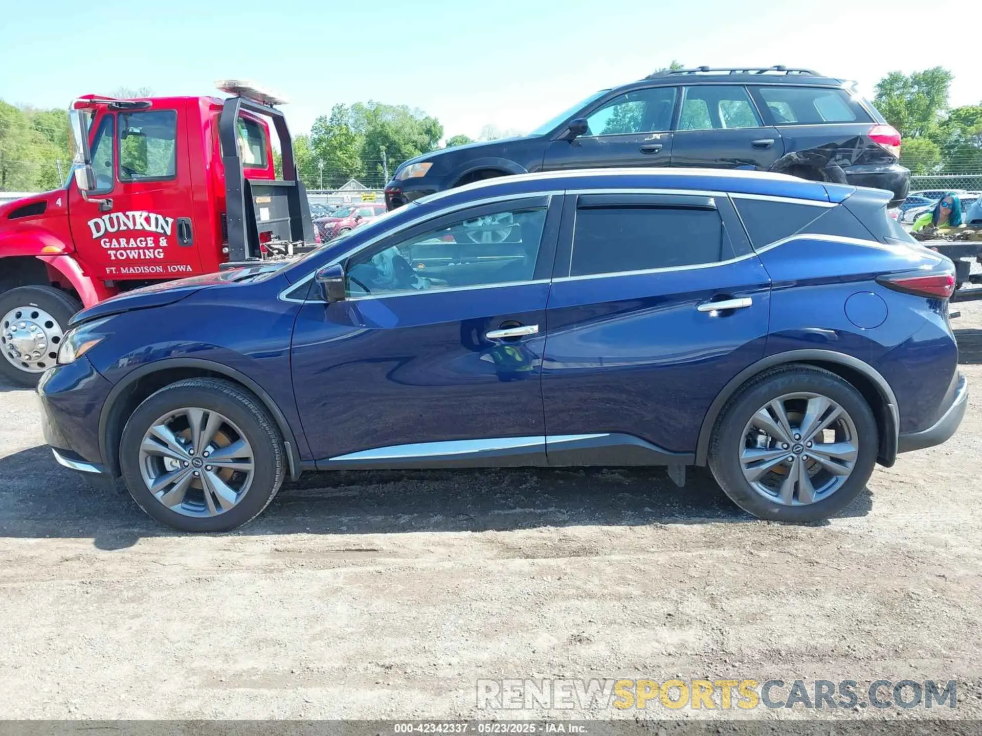 14 Photograph of a damaged car 5N1AZ2DS6RC109961 NISSAN MURANO 2024