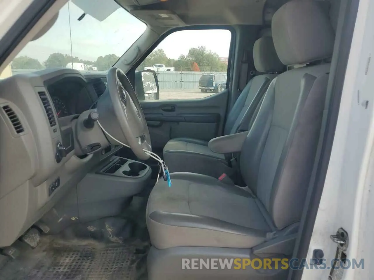 7 Photograph of a damaged car 1N6BF0KMXKN808592 NISSAN NV 2019