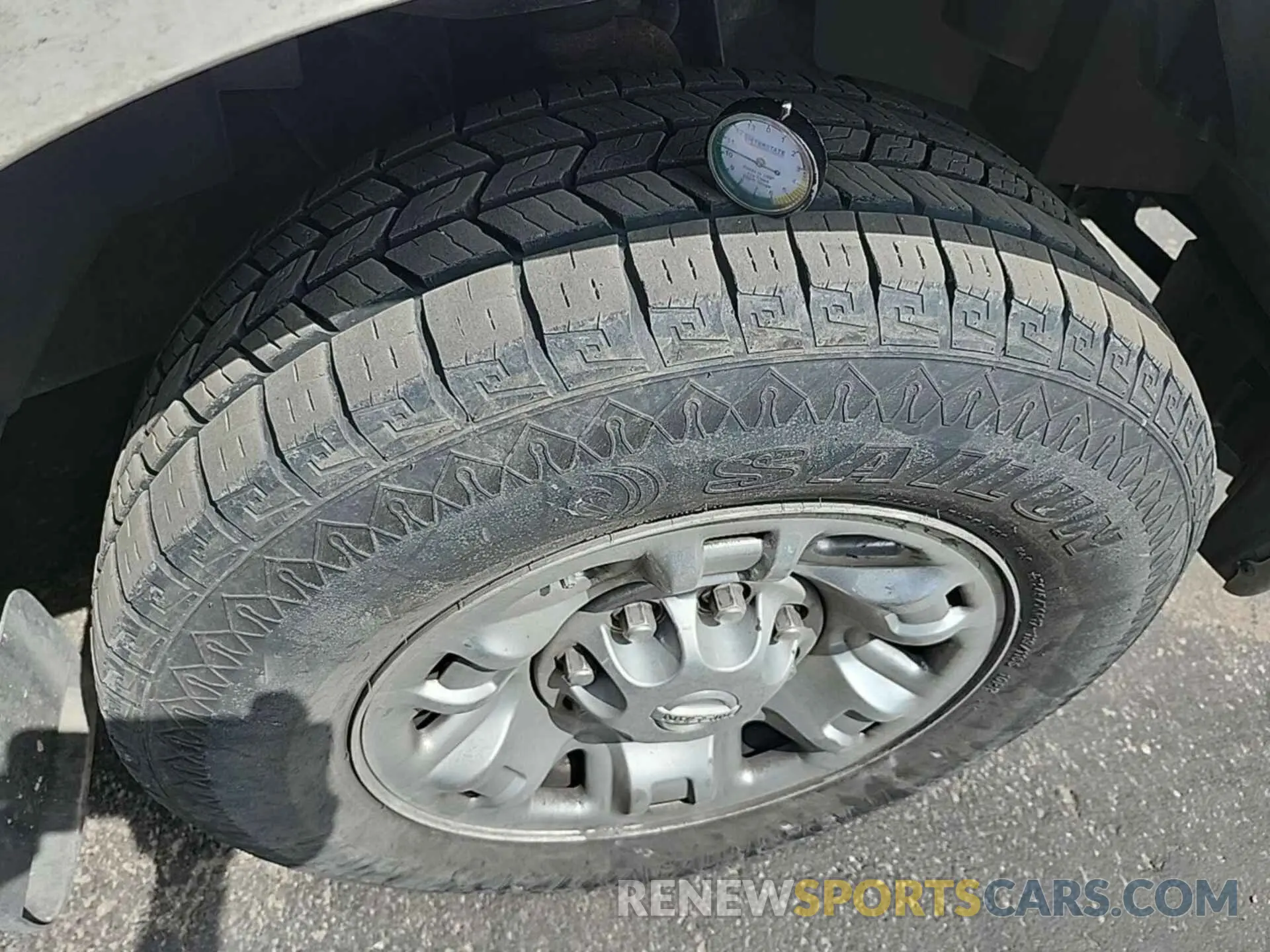 10 Photograph of a damaged car 1N6BF0KY8KN806052 NISSAN NV 2019