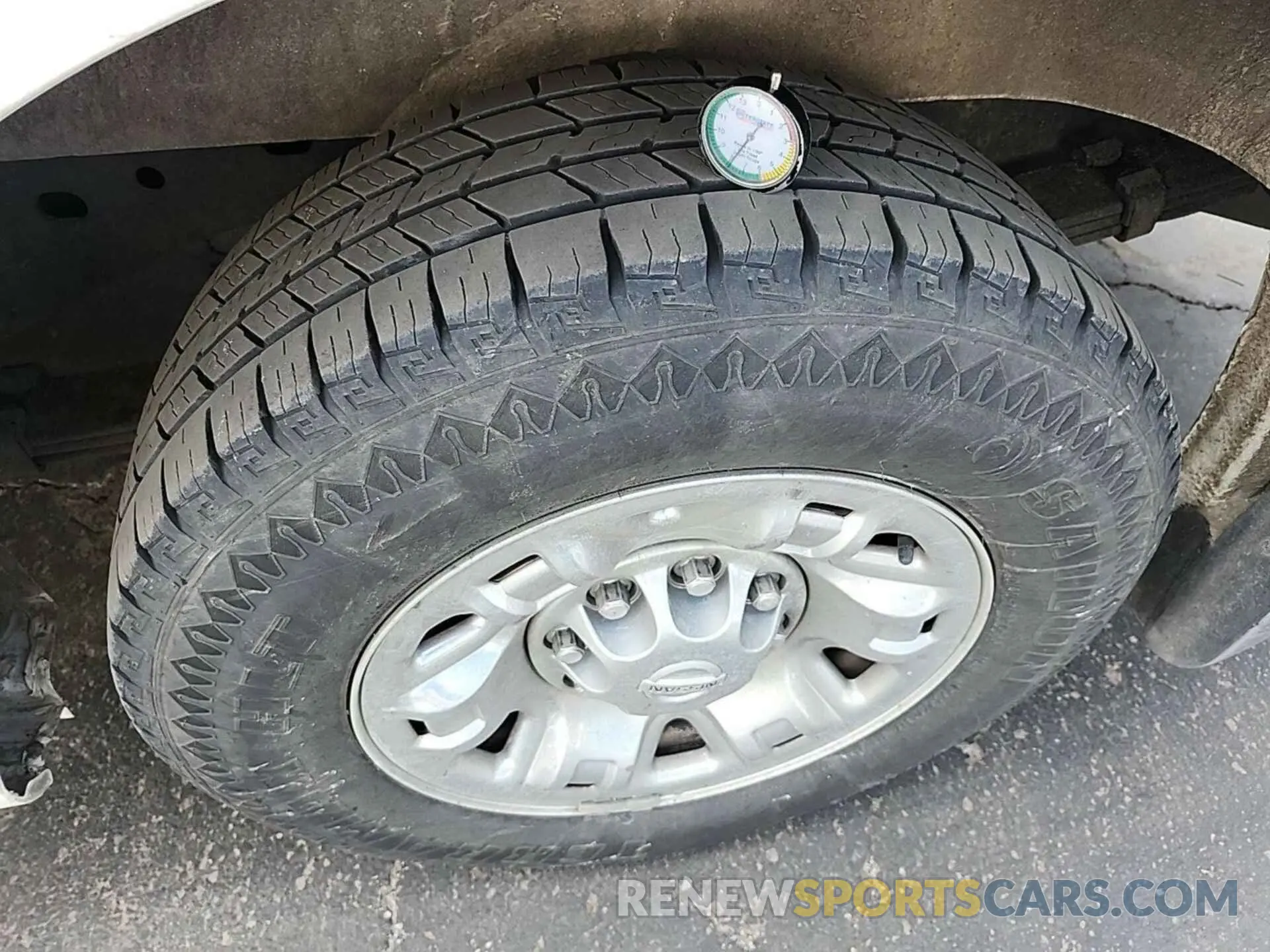 16 Photograph of a damaged car 1N6BF0KY8KN806052 NISSAN NV 2019