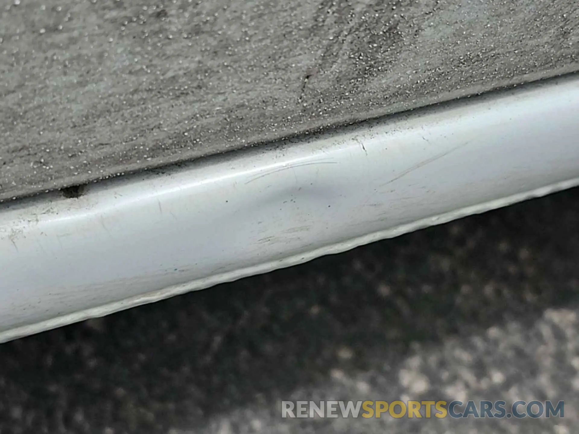 17 Photograph of a damaged car 1N6BF0KY8KN806052 NISSAN NV 2019