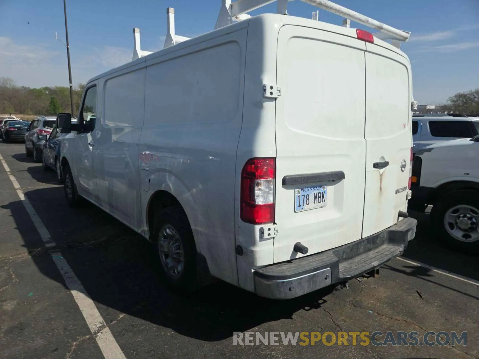3 Photograph of a damaged car 1N6BF0KY8KN806052 NISSAN NV 2019