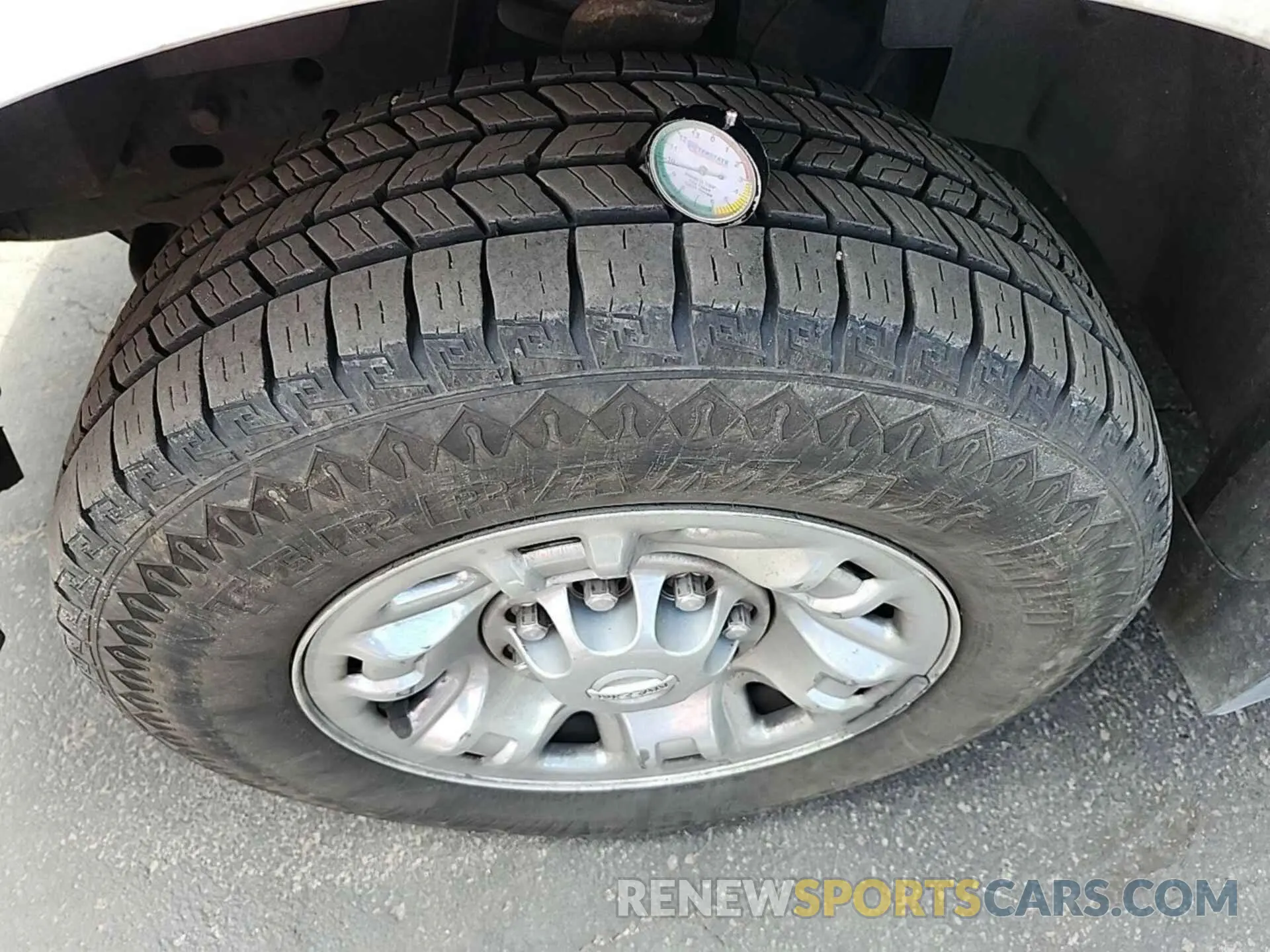 5 Photograph of a damaged car 1N6BF0KY8KN806052 NISSAN NV 2019