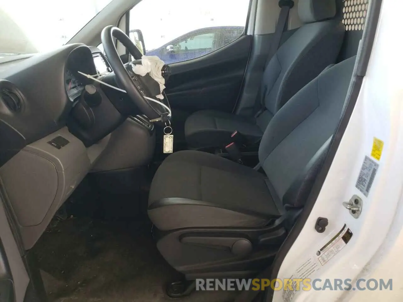 7 Photograph of a damaged car 3N6CM0KN1KK701486 NISSAN NV 2019