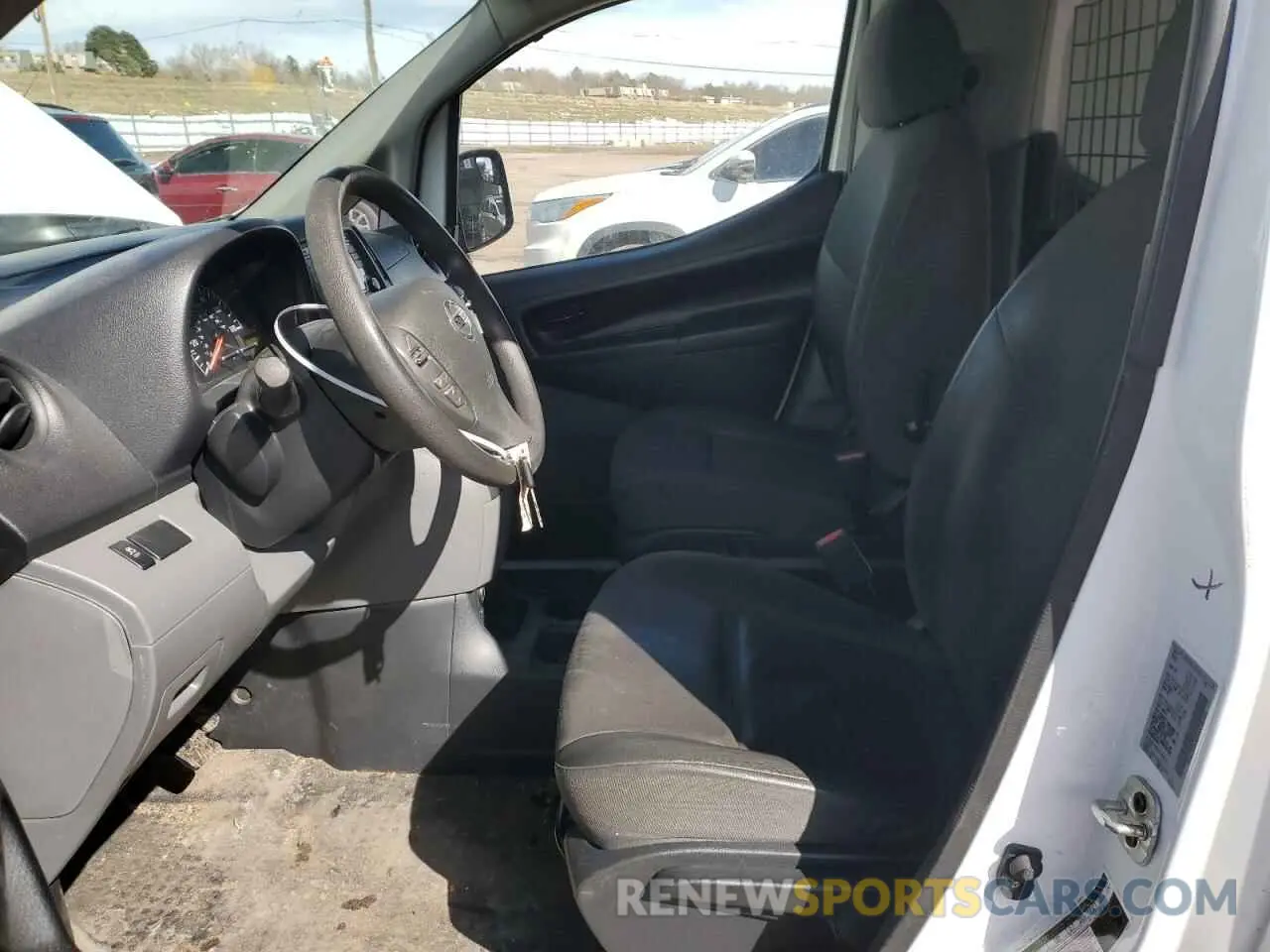 7 Photograph of a damaged car 3N6CM0KN3KK695531 NISSAN NV 2019
