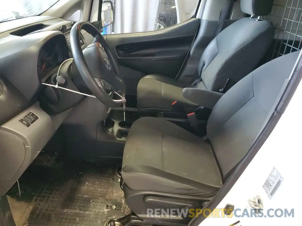 7 Photograph of a damaged car 3N6CM0KN3KK708553 NISSAN NV 2019