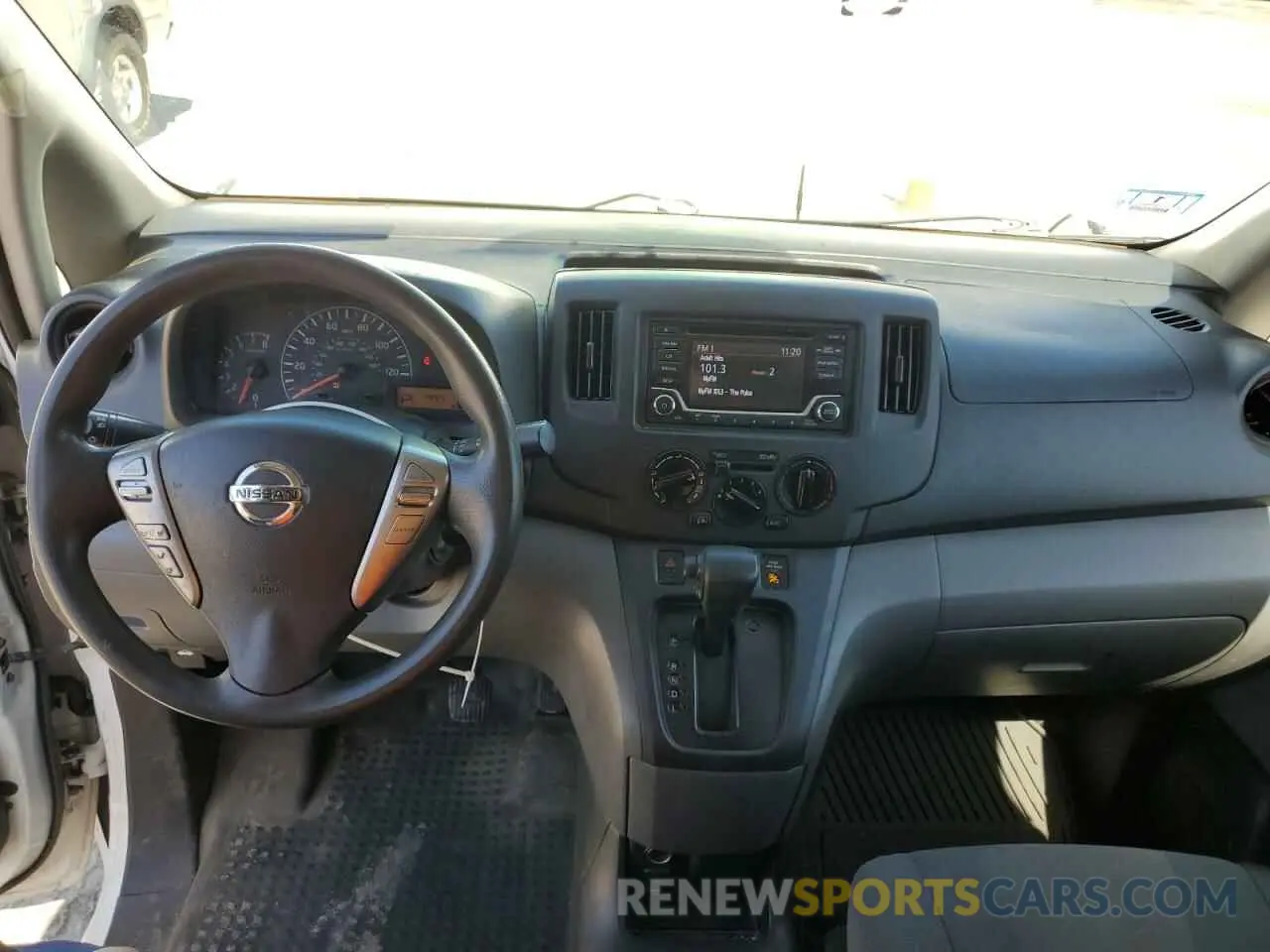 8 Photograph of a damaged car 3N6CM0KN4KK699944 NISSAN NV 2019