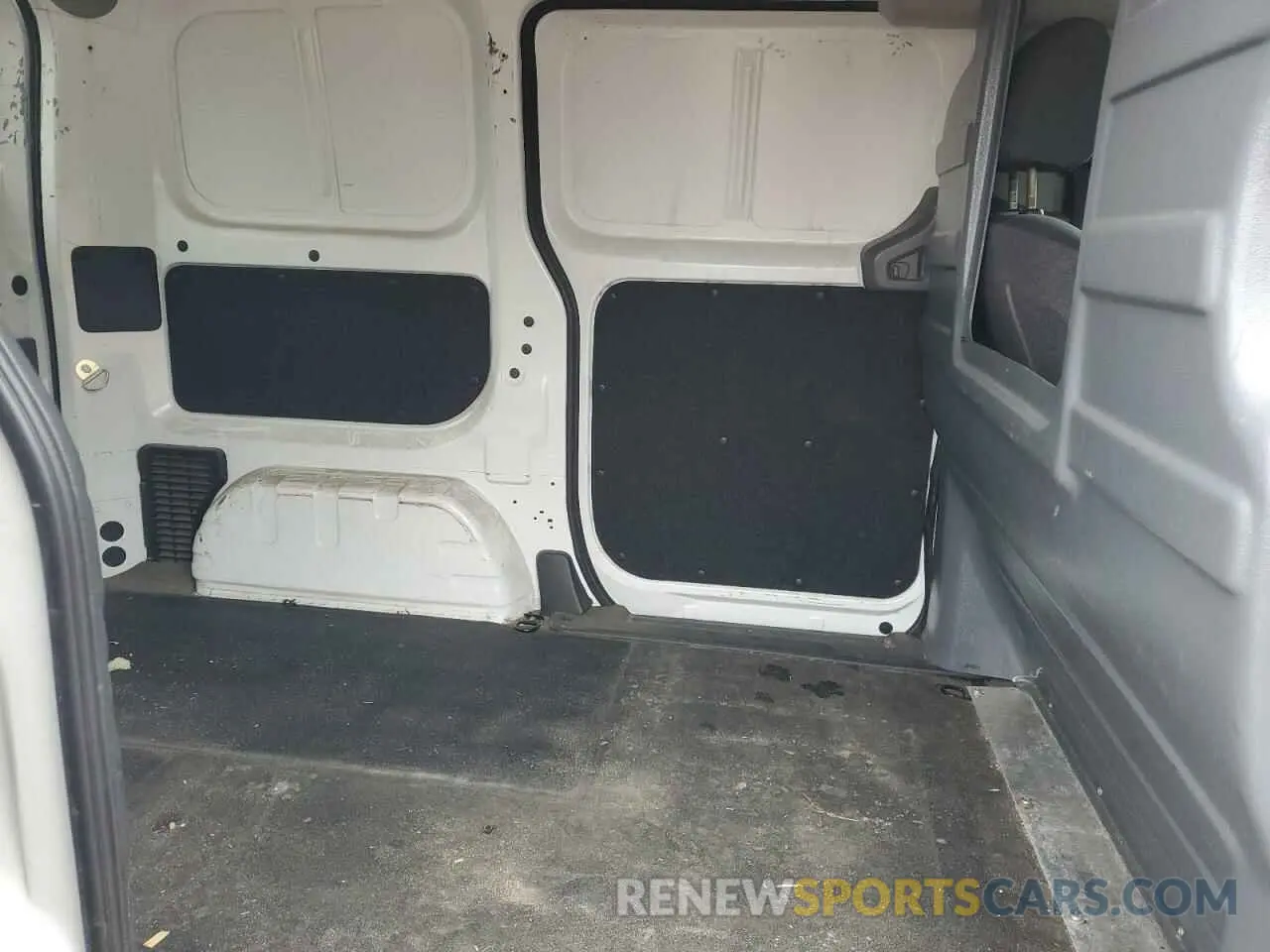 11 Photograph of a damaged car 3N6CM0KN5KK690444 NISSAN NV 2019