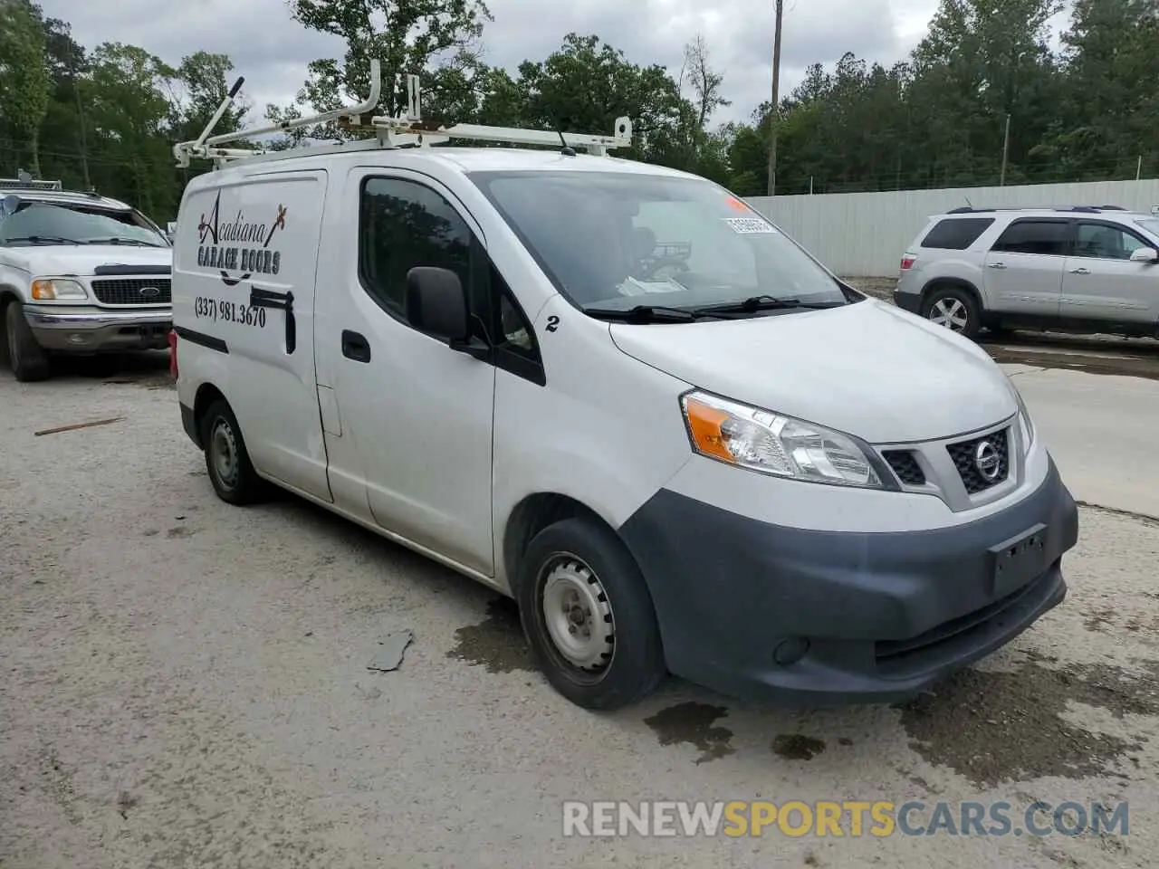 4 Photograph of a damaged car 3N6CM0KN5KK692999 NISSAN NV 2019