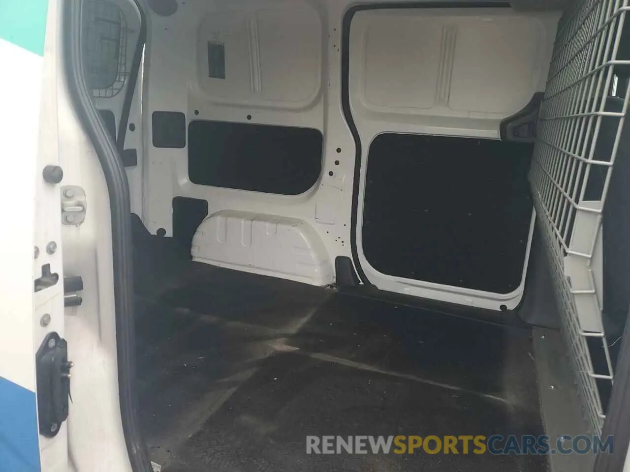 11 Photograph of a damaged car 3N6CM0KN5KK705380 NISSAN NV 2019