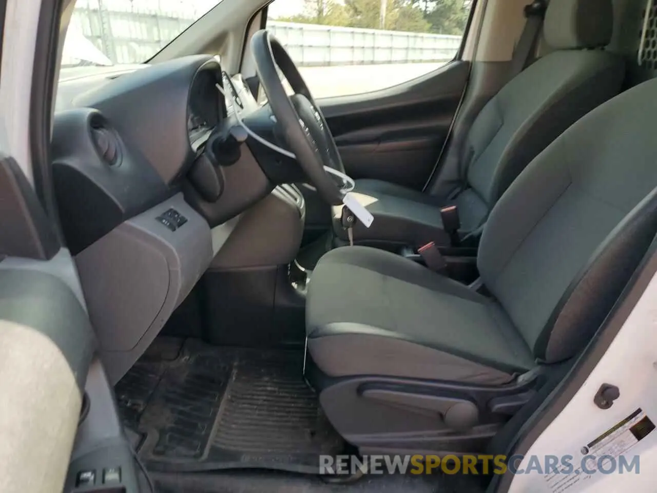 7 Photograph of a damaged car 3N6CM0KN6KK702388 NISSAN NV 2019
