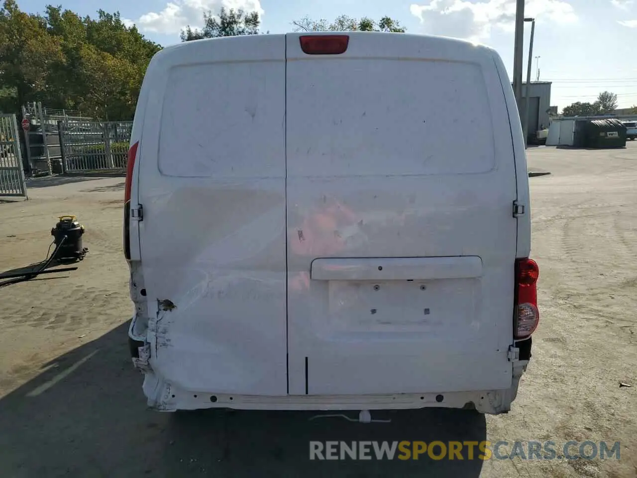 6 Photograph of a damaged car 3N6CM0KN6KK705825 NISSAN NV 2019