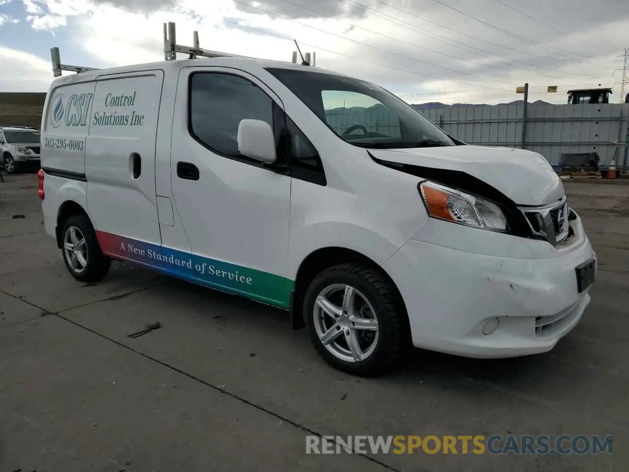 4 Photograph of a damaged car 3N6CM0KN7KK701623 NISSAN NV 2019