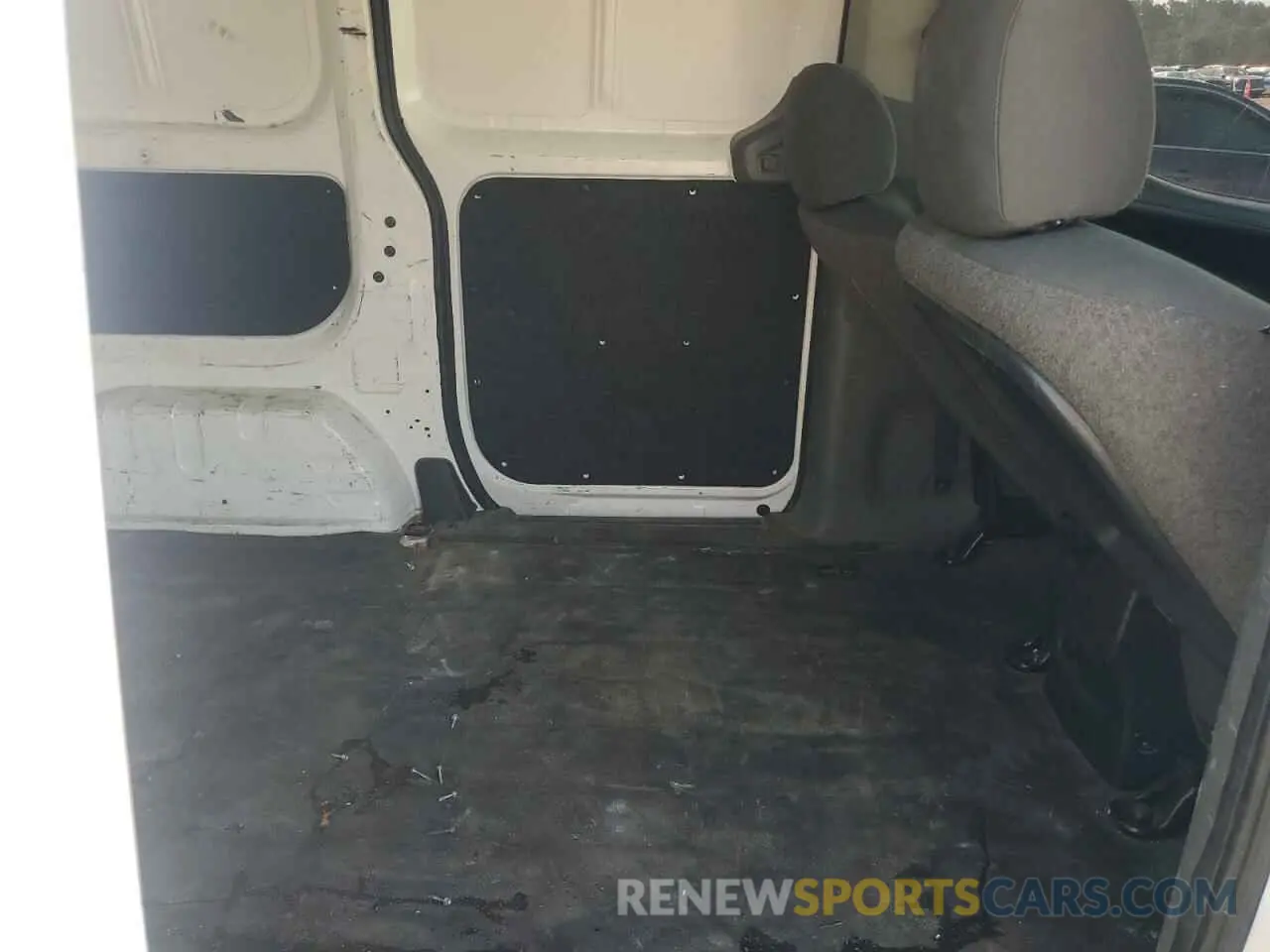 11 Photograph of a damaged car 3N6CM0KN8KK691507 NISSAN NV 2019