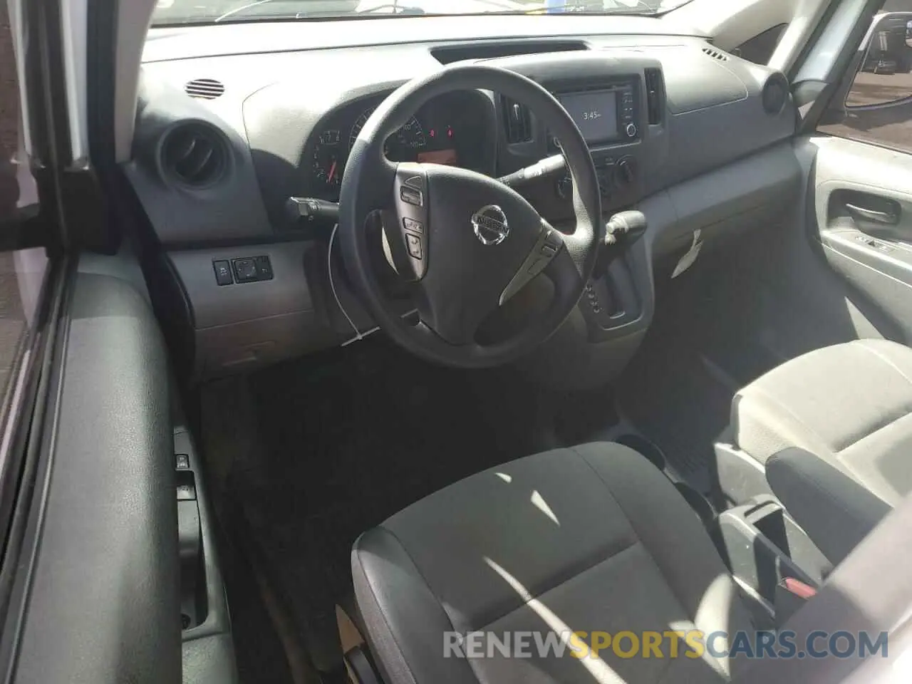 8 Photograph of a damaged car 3N6CM0KN8KK694150 NISSAN NV 2019
