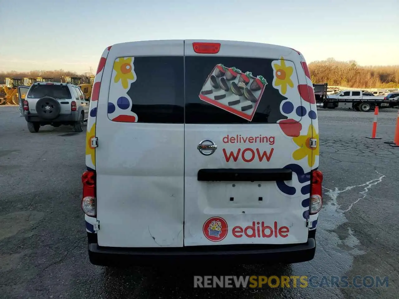 6 Photograph of a damaged car 3N6CM0KN9KK707312 NISSAN NV 2019