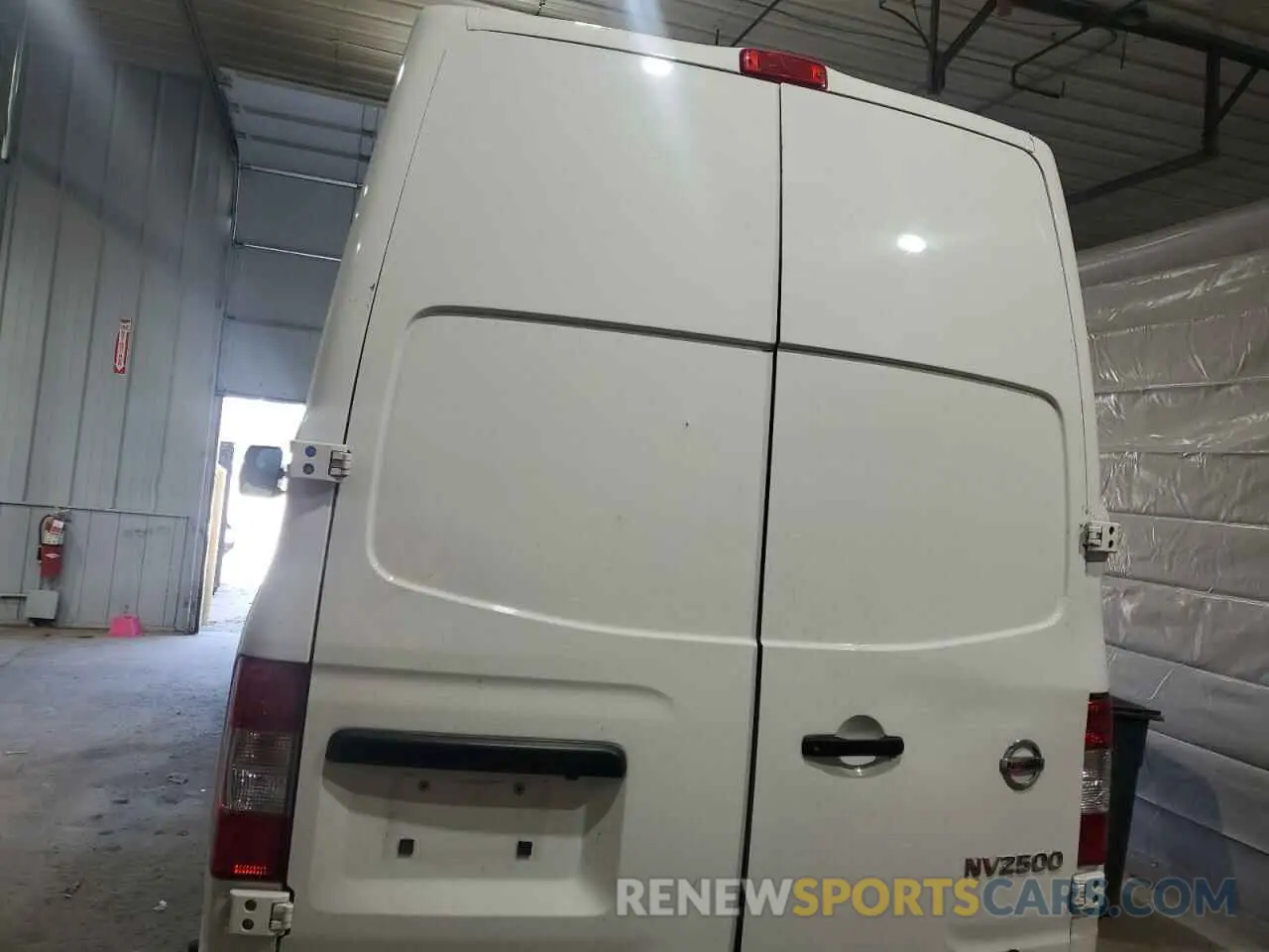 6 Photograph of a damaged car 1N6AF0LY3LN801949 NISSAN NV 2020