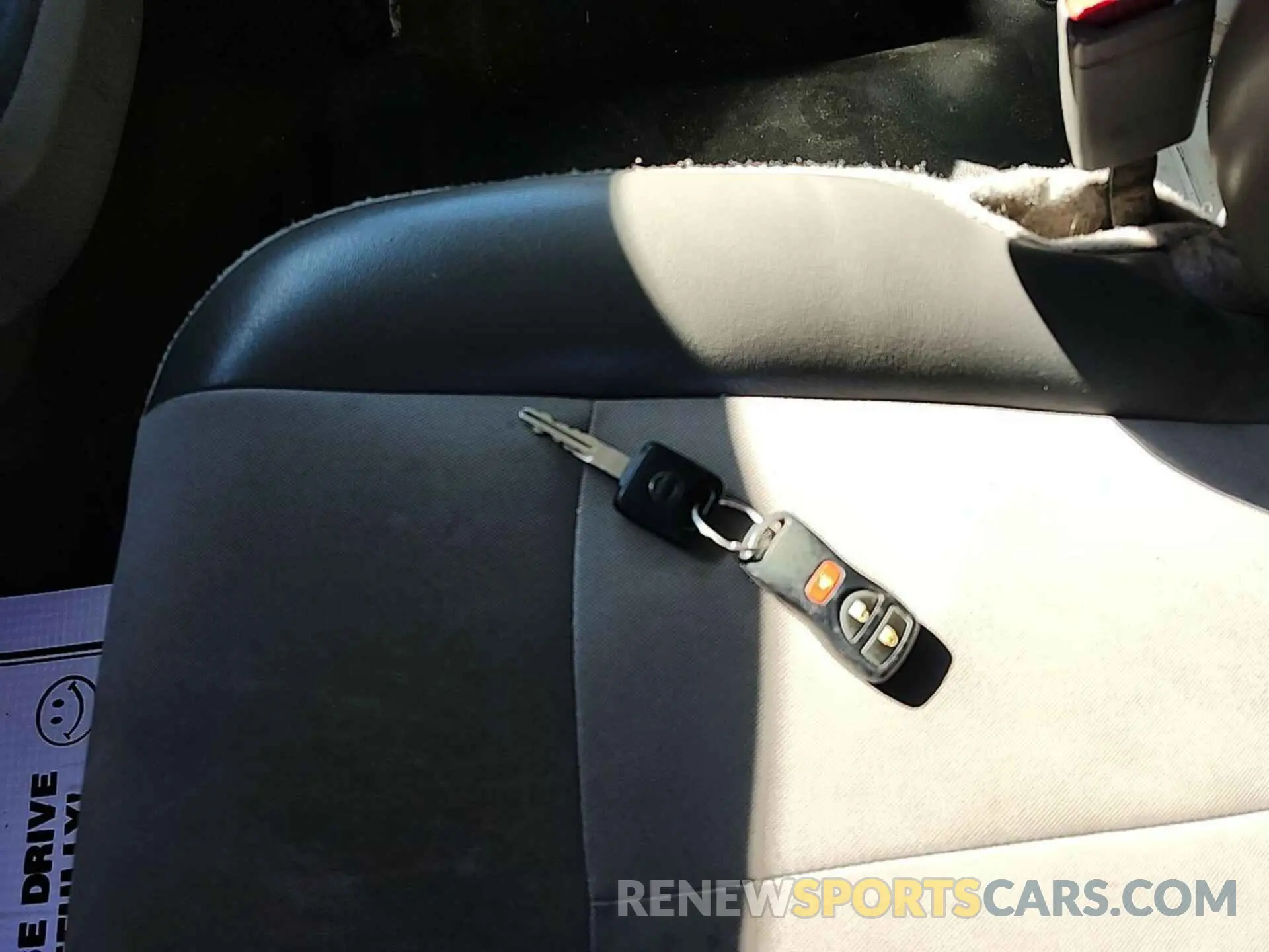 21 Photograph of a damaged car 1N6BF0KY7LN805685 NISSAN NV 2020