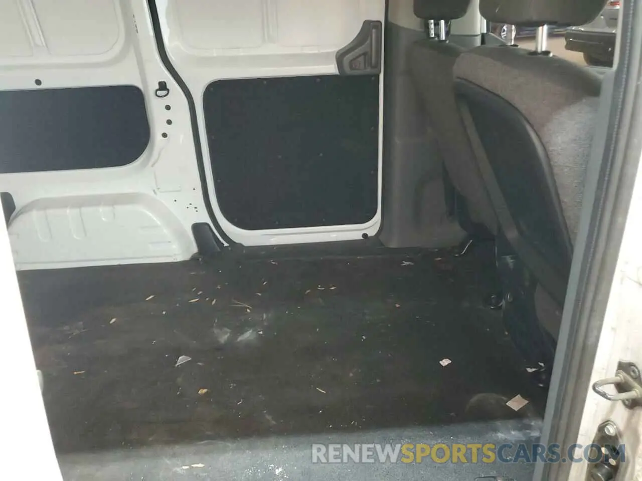 11 Photograph of a damaged car 3N6CM0KN0LK699408 NISSAN NV 2020