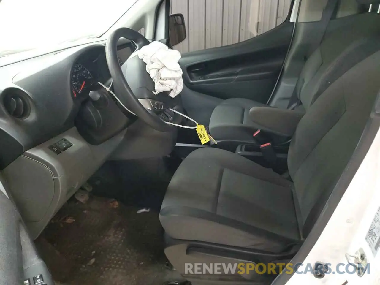 7 Photograph of a damaged car 3N6CM0KN0LK699408 NISSAN NV 2020